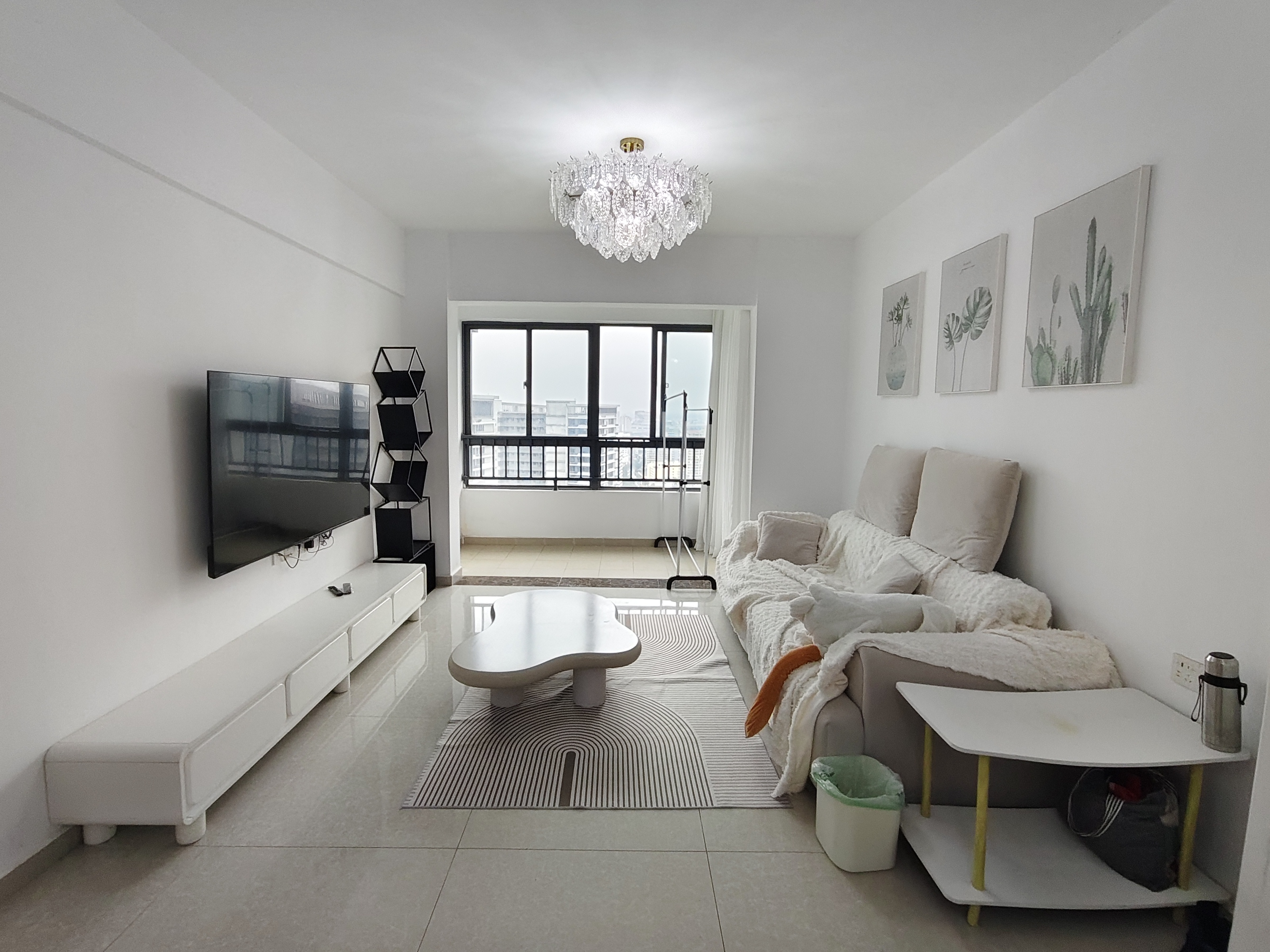 坡巷雅苑  3室2厅1卫    3000.0元/月