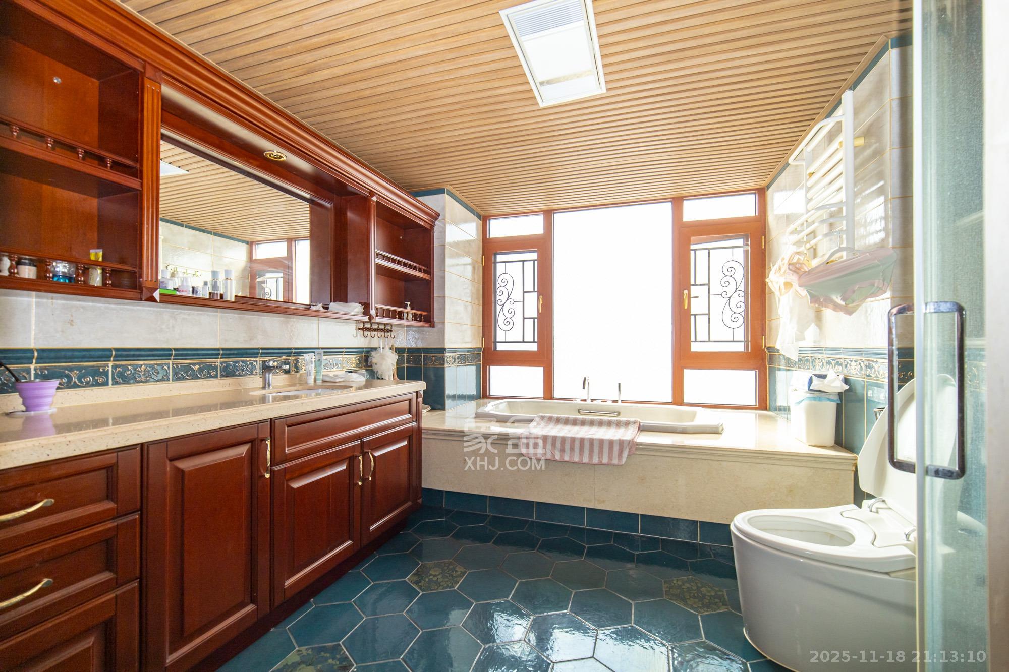 碧桂园威尼斯城  6室2厅4卫    418.0万卫生间