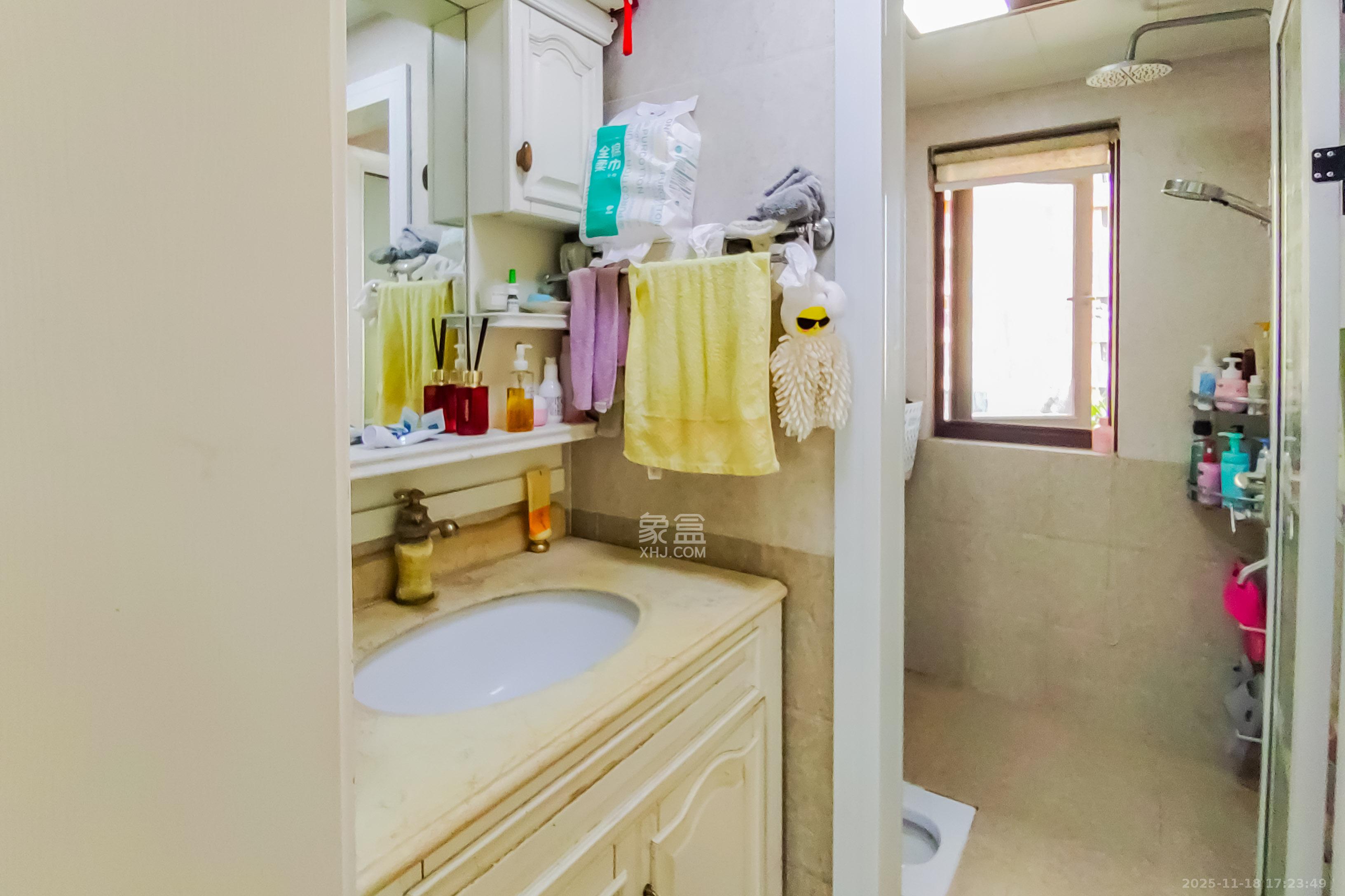 旭辉香樟公馆 4室2厅2卫 115.0万 旭辉香樟公馆 4室2厅2卫 115.0万卫生间