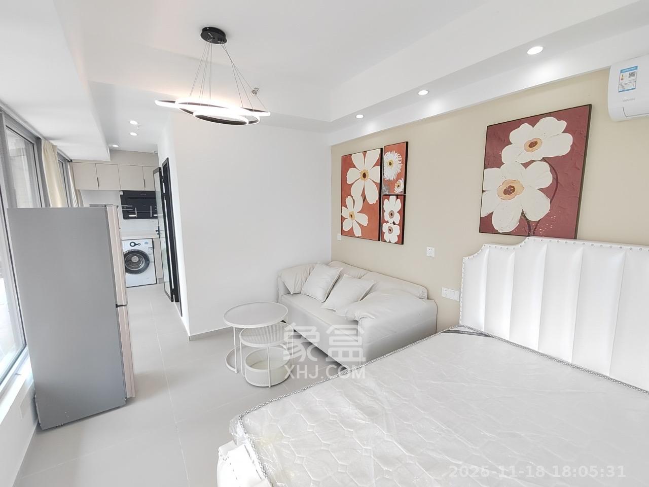 保利天禧EF区 1室1厅1卫 2000.0元/月 保利天禧EF区 1室1厅1卫 2000.0元/月室内图