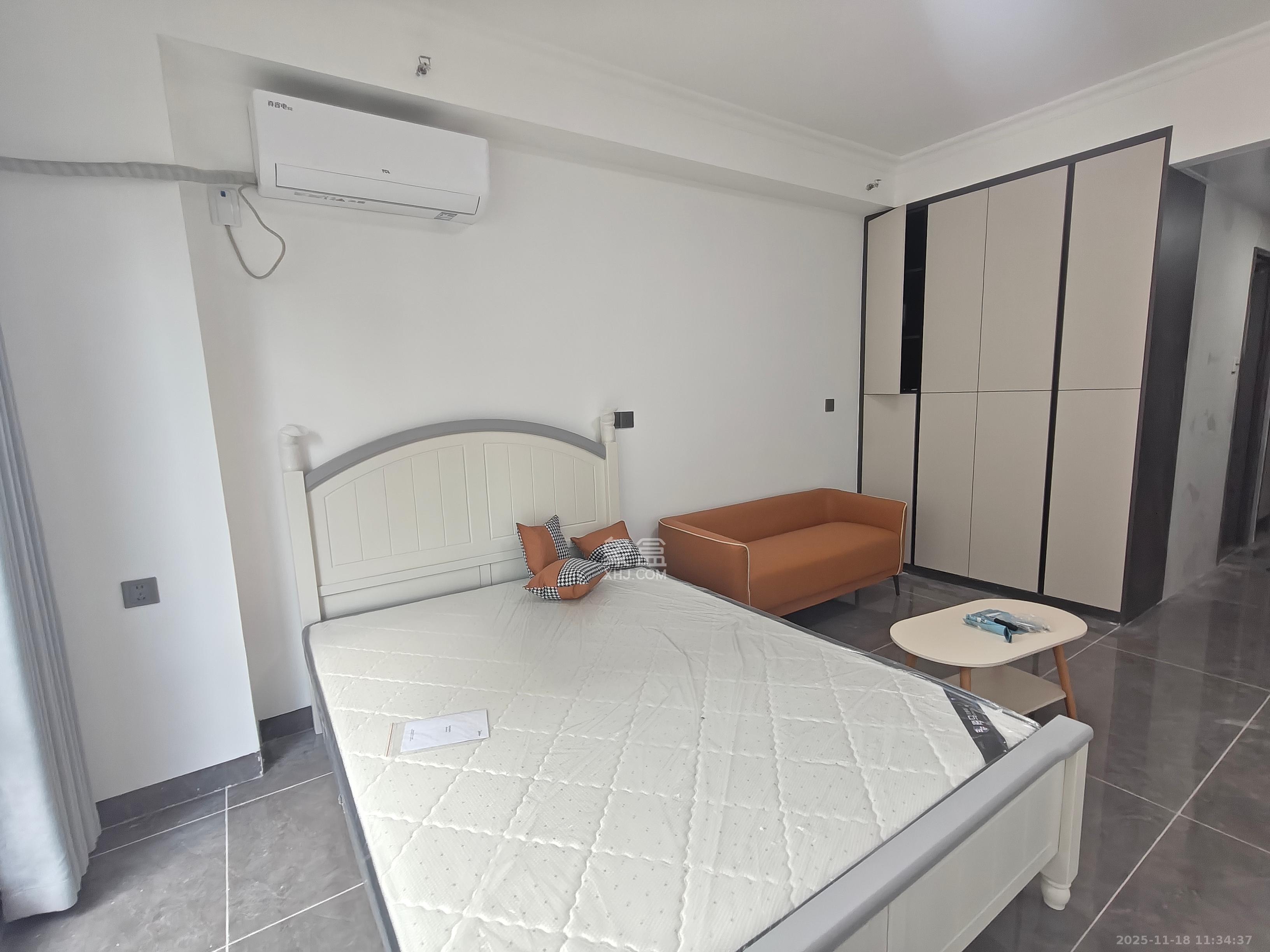 大都汇二环天际  1室0厅0卫    1500.0元/月