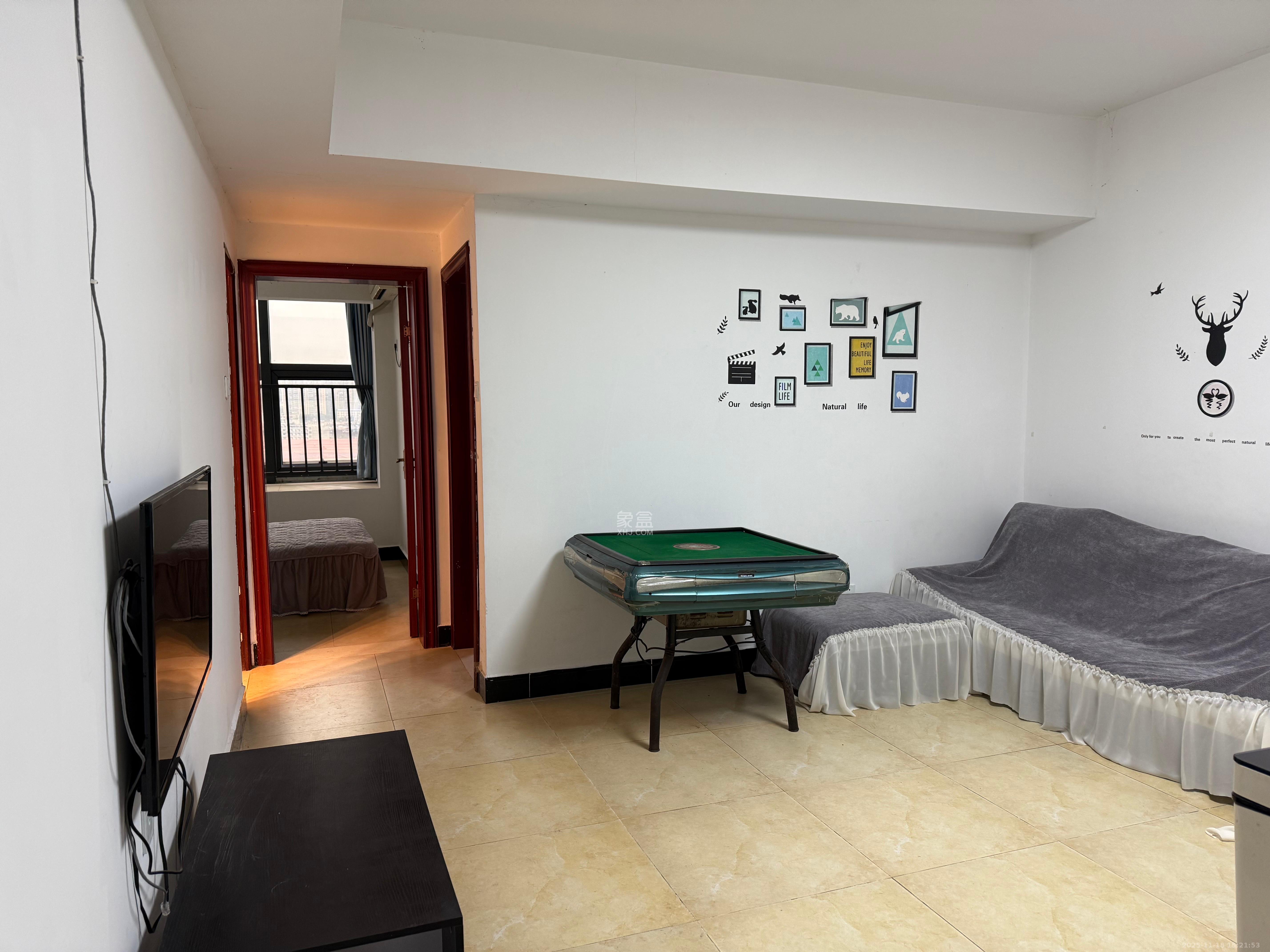 蓝湾国际广场 2室1厅1卫 2400.0元/月 蓝湾国际广场 2室1厅1卫 2400.0元/月室内图