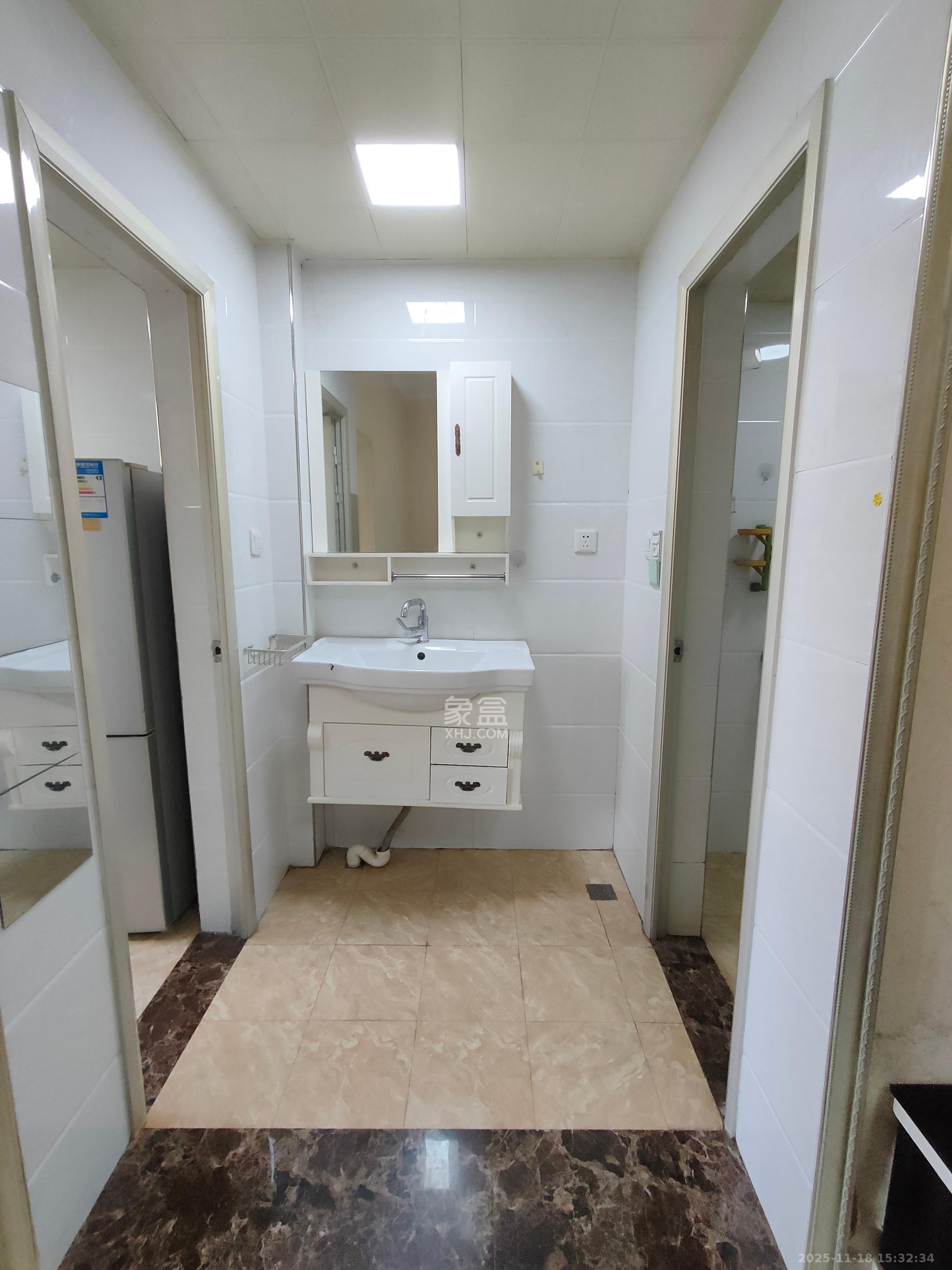 爵士湘  1室1厅1卫    1000.0元/月室内图