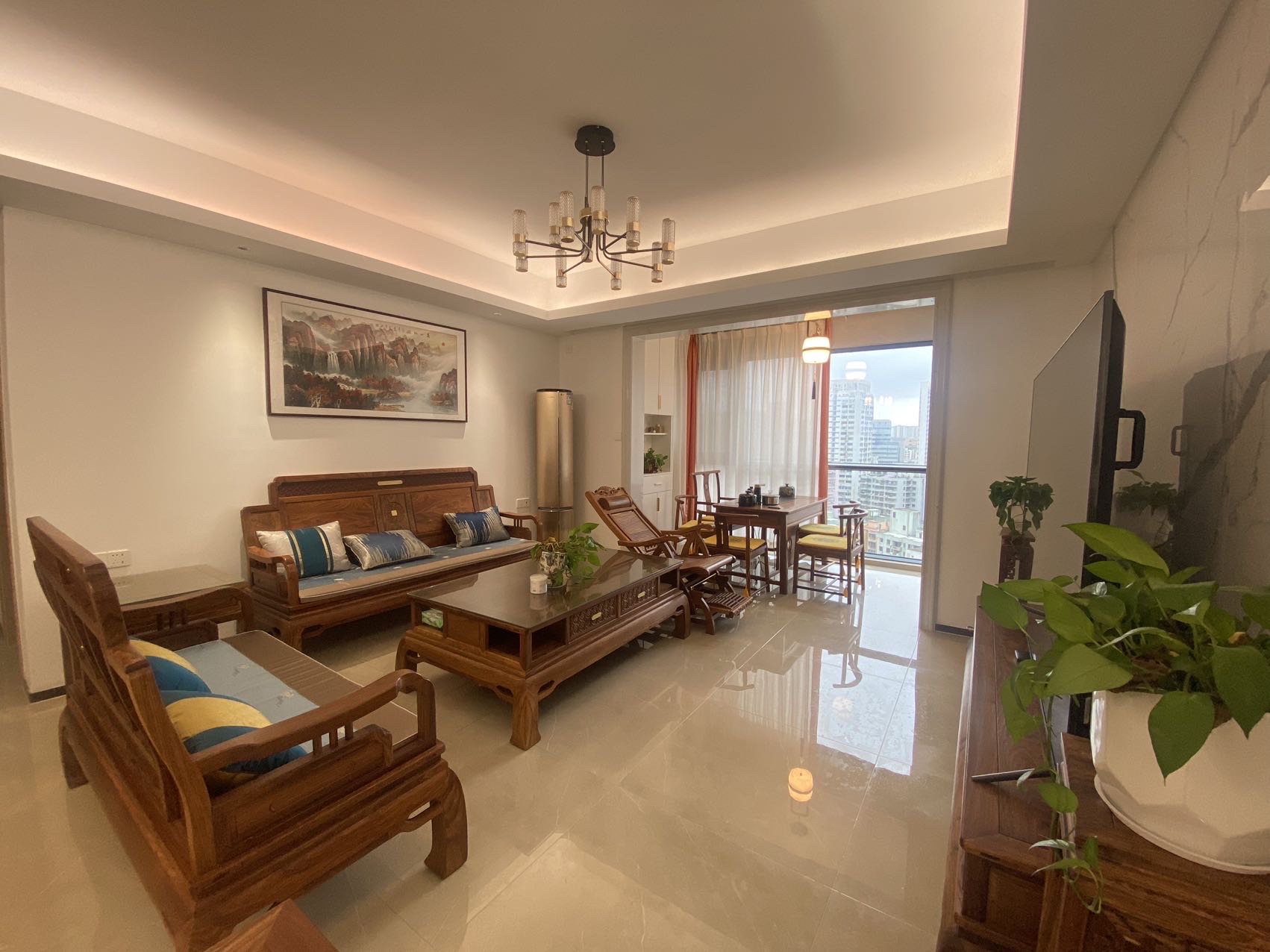 华润中心二期东悦府  3室2厅2卫    6500.0元/月室内图1