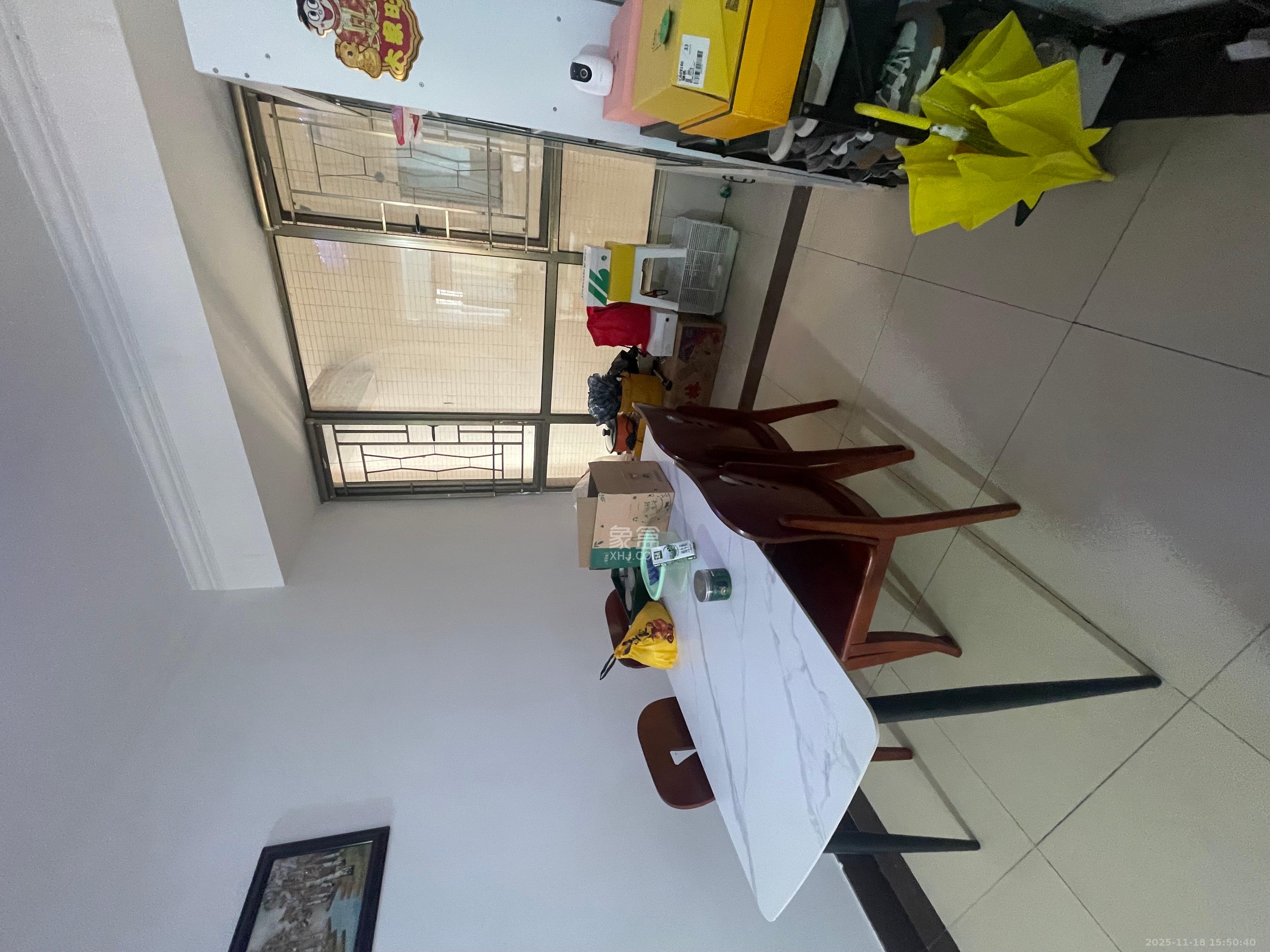 江山帝景雅典  3室2厅2卫    2400.0元/月室内图