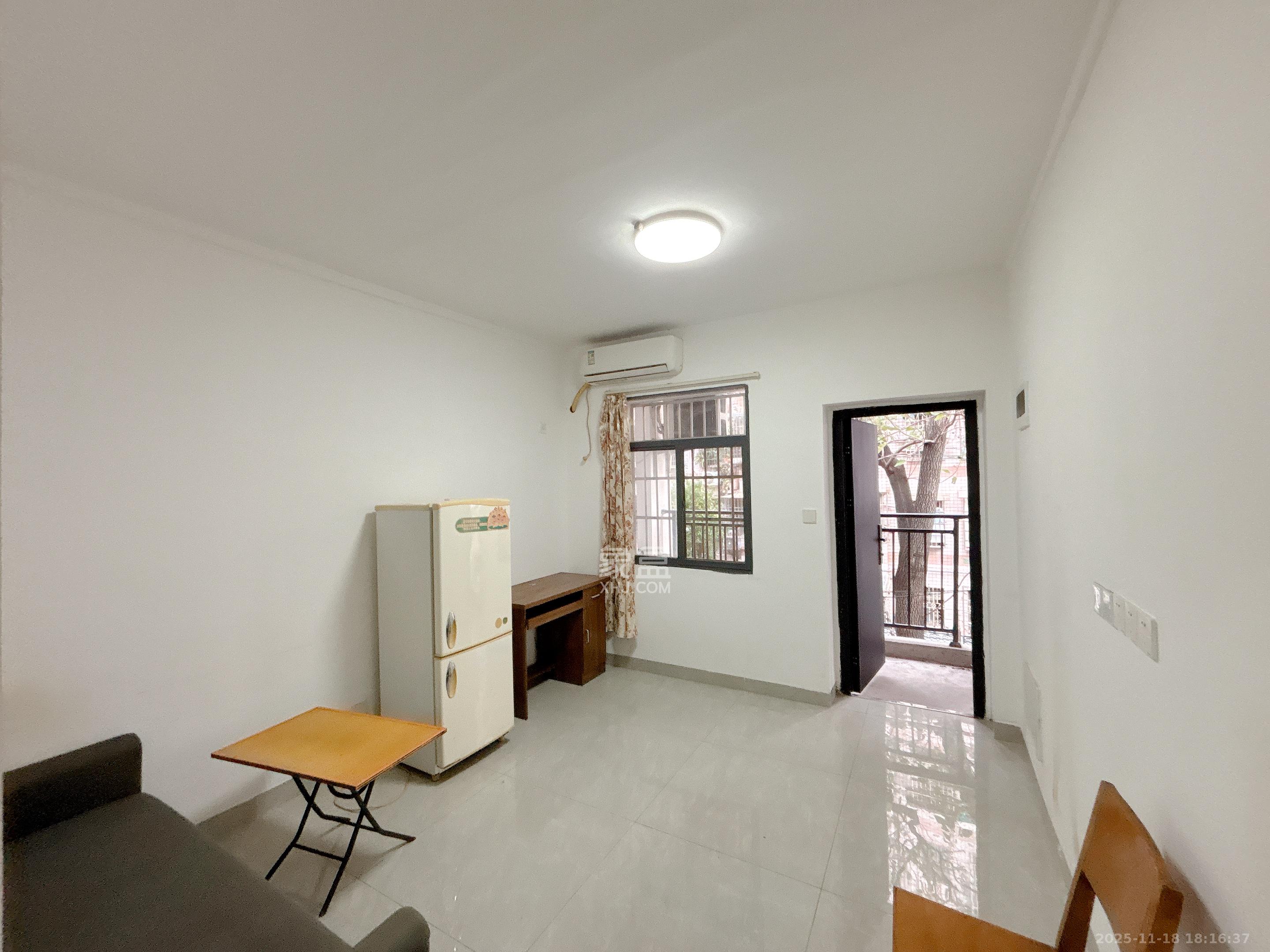 衡清里散盘 1室1厅1卫 1500.0元/月 衡清里散盘 1室1厅1卫 1500.0元/月室内图