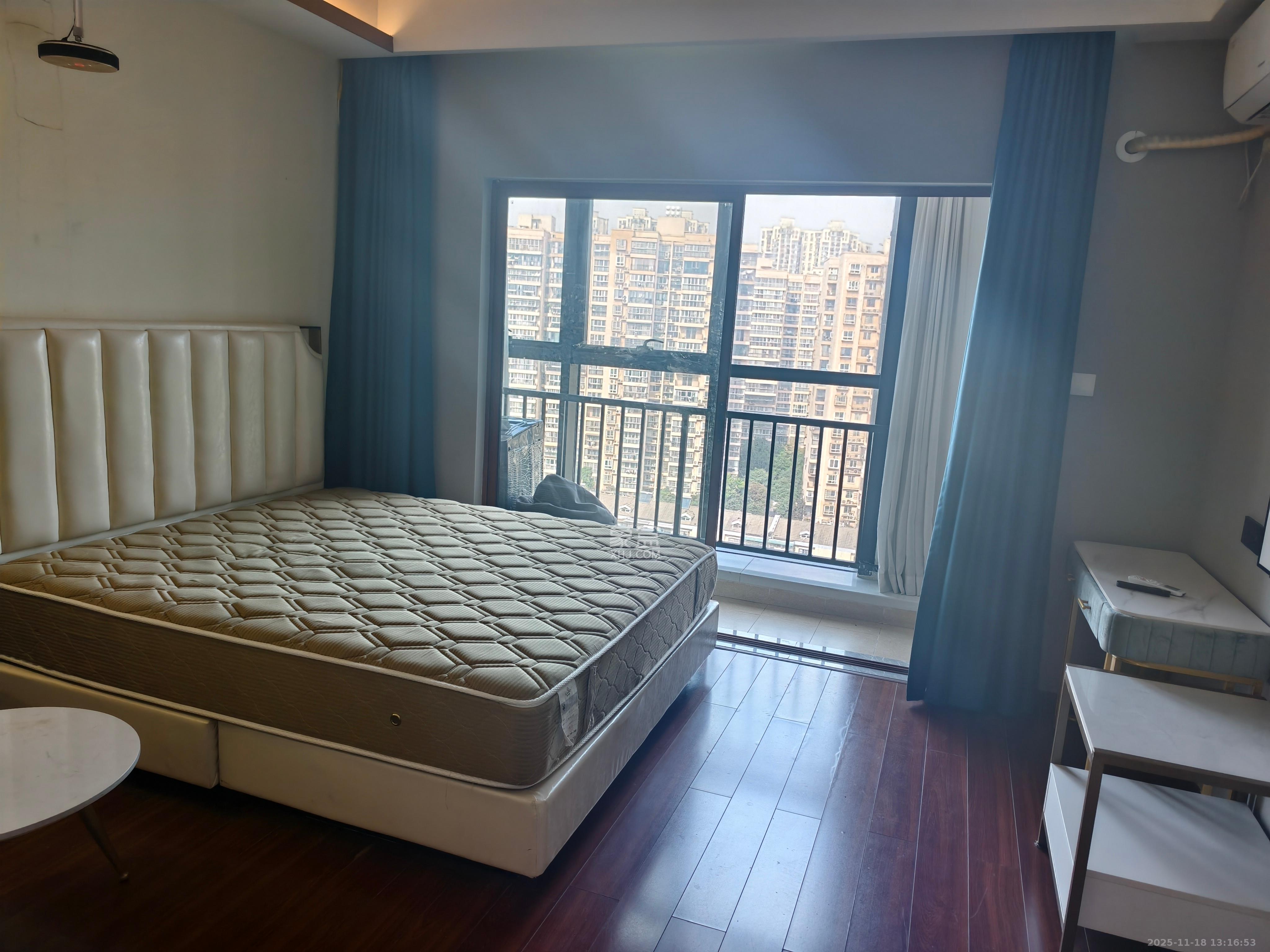 荣泰广场 1室1厅1卫 1200.0元/月 荣泰广场 1室1厅1卫 1200.0元/月室内图