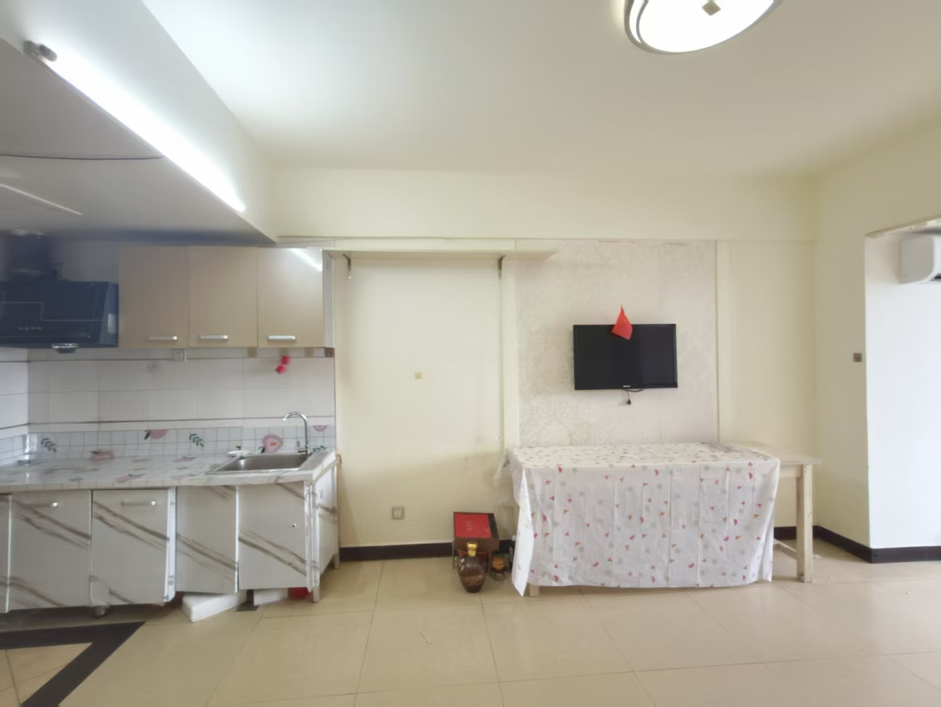 帝国大厦  1室1厅1卫    1500.0元/月室内图