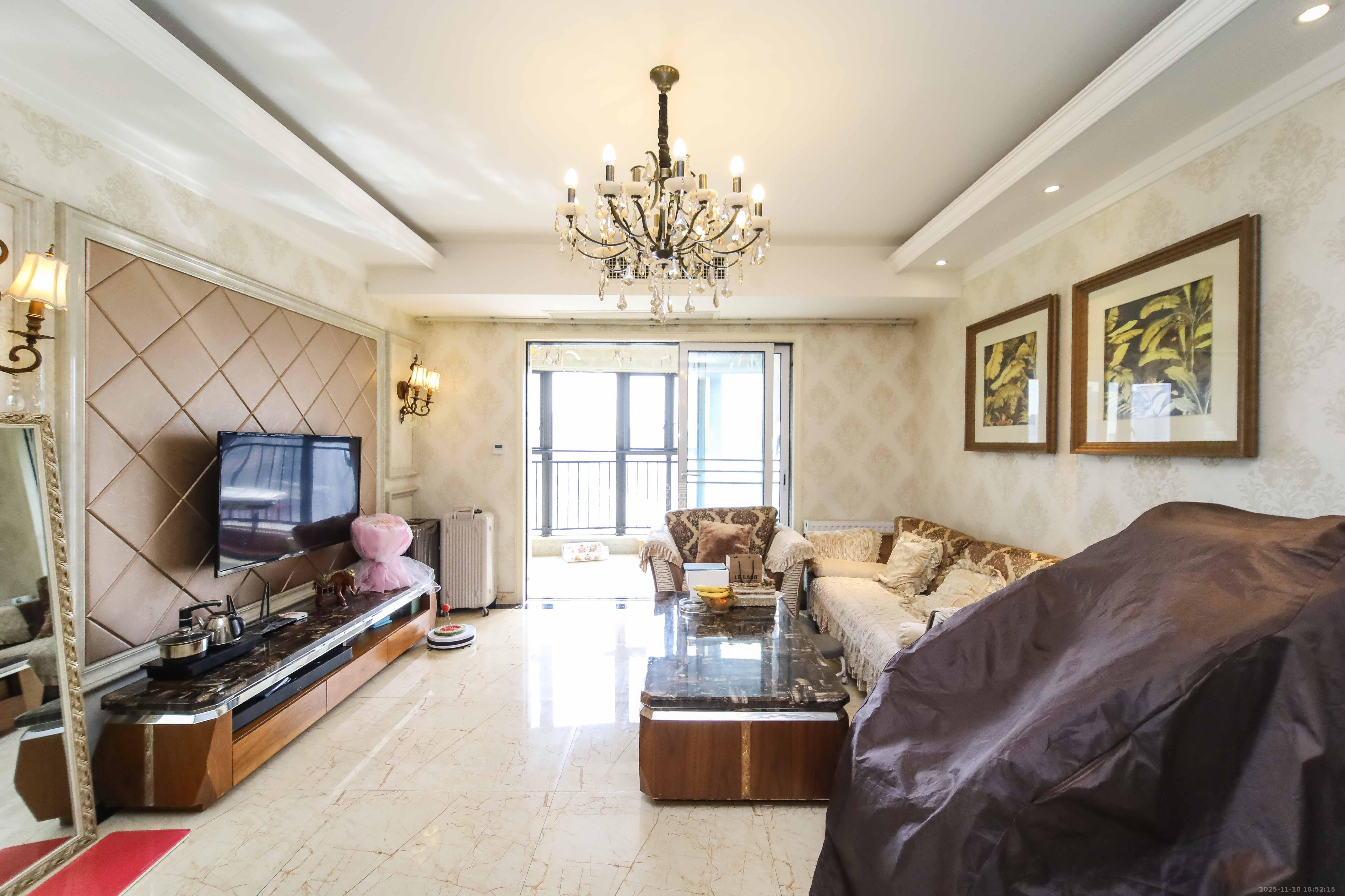 湘域熙岸  4室2厅2卫    178.0万