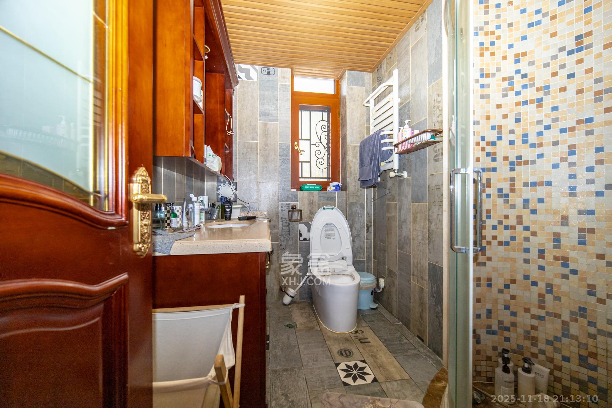 碧桂园威尼斯城  6室2厅4卫    418.0万卫生间