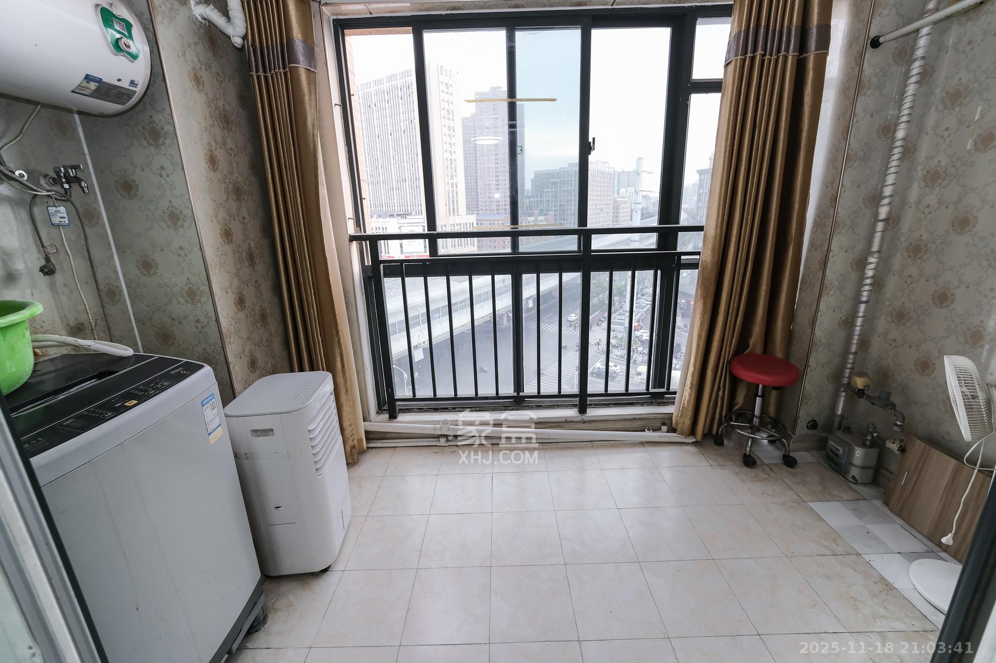 山水湾 1室1厅1卫 28.0万 山水湾 1室1厅1卫 28.0万阳台