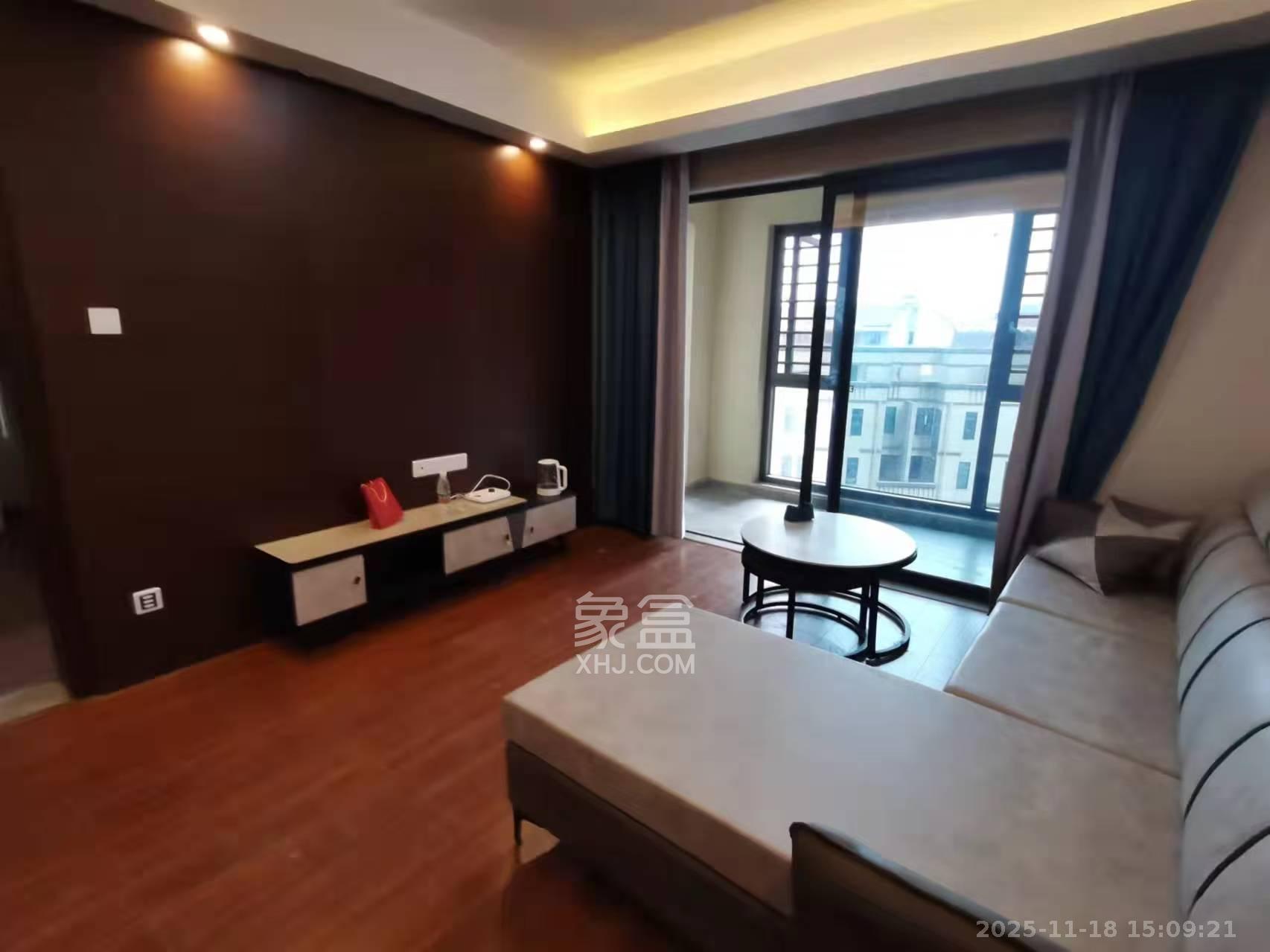 荣泰广场  3室2厅1卫    2600.0元/月室内图