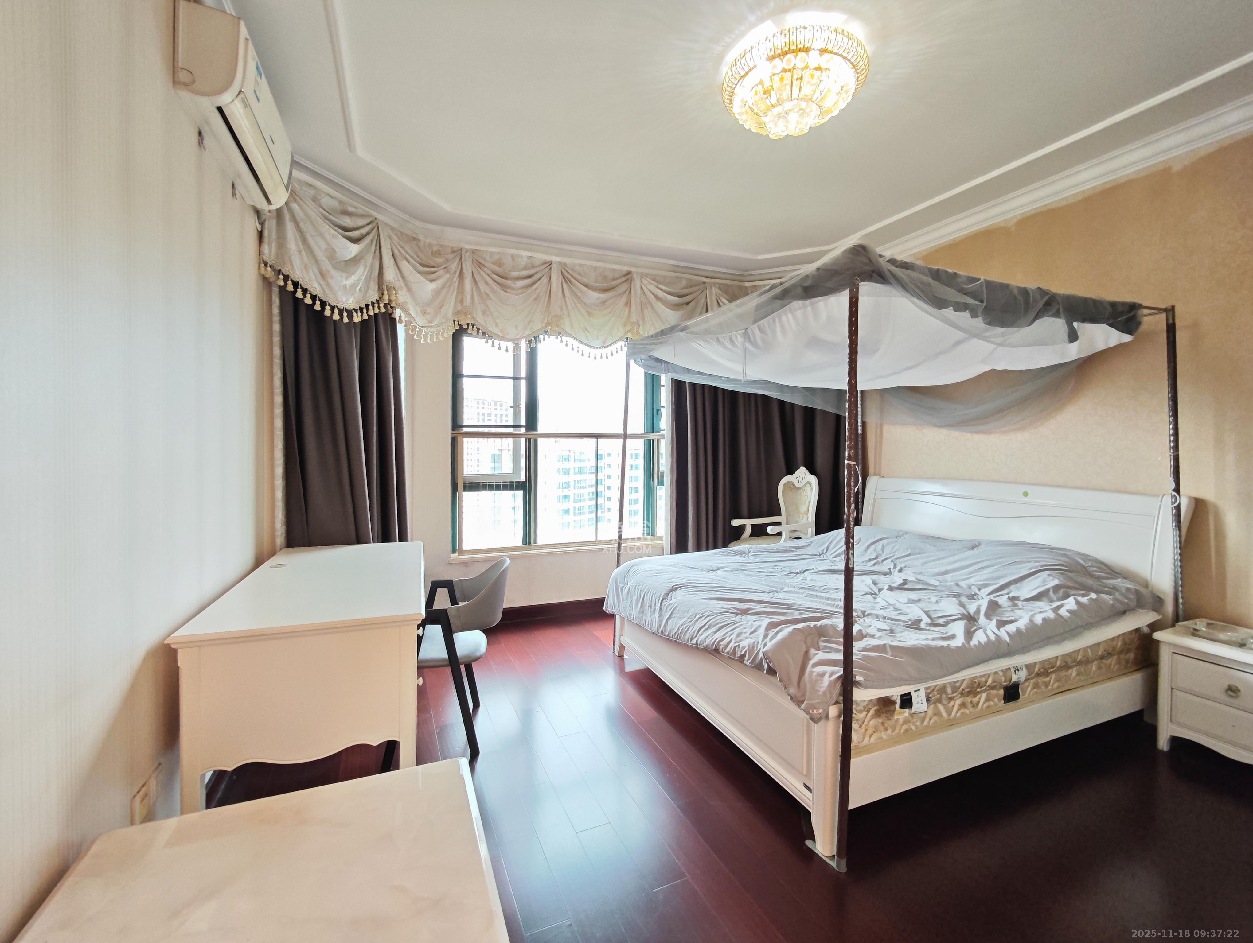 恒大城 4室2厅2卫 98.8万 恒大城 4室2厅2卫 98.8万卧室