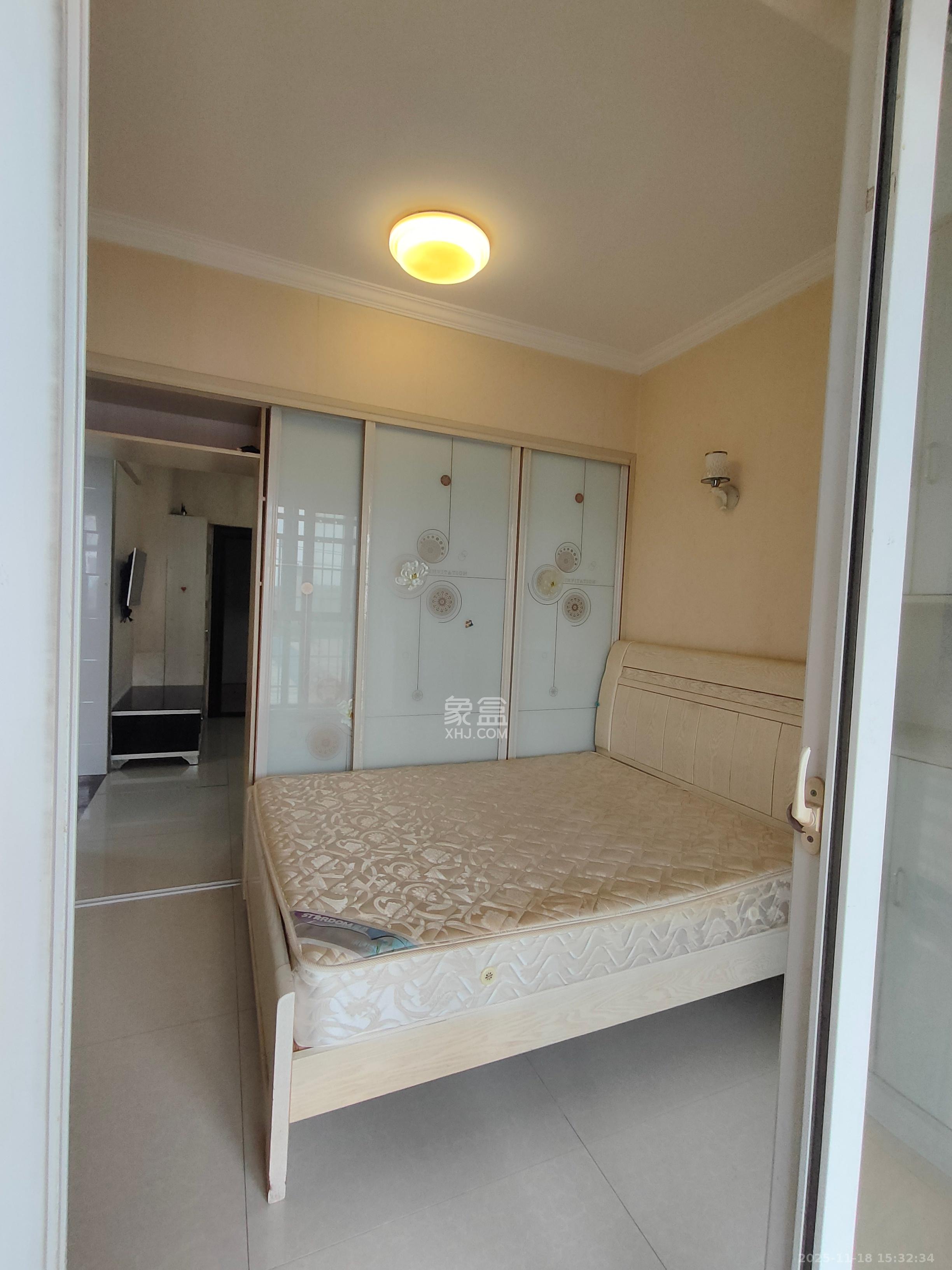 爵士湘  1室1厅1卫    1000.0元/月室内图