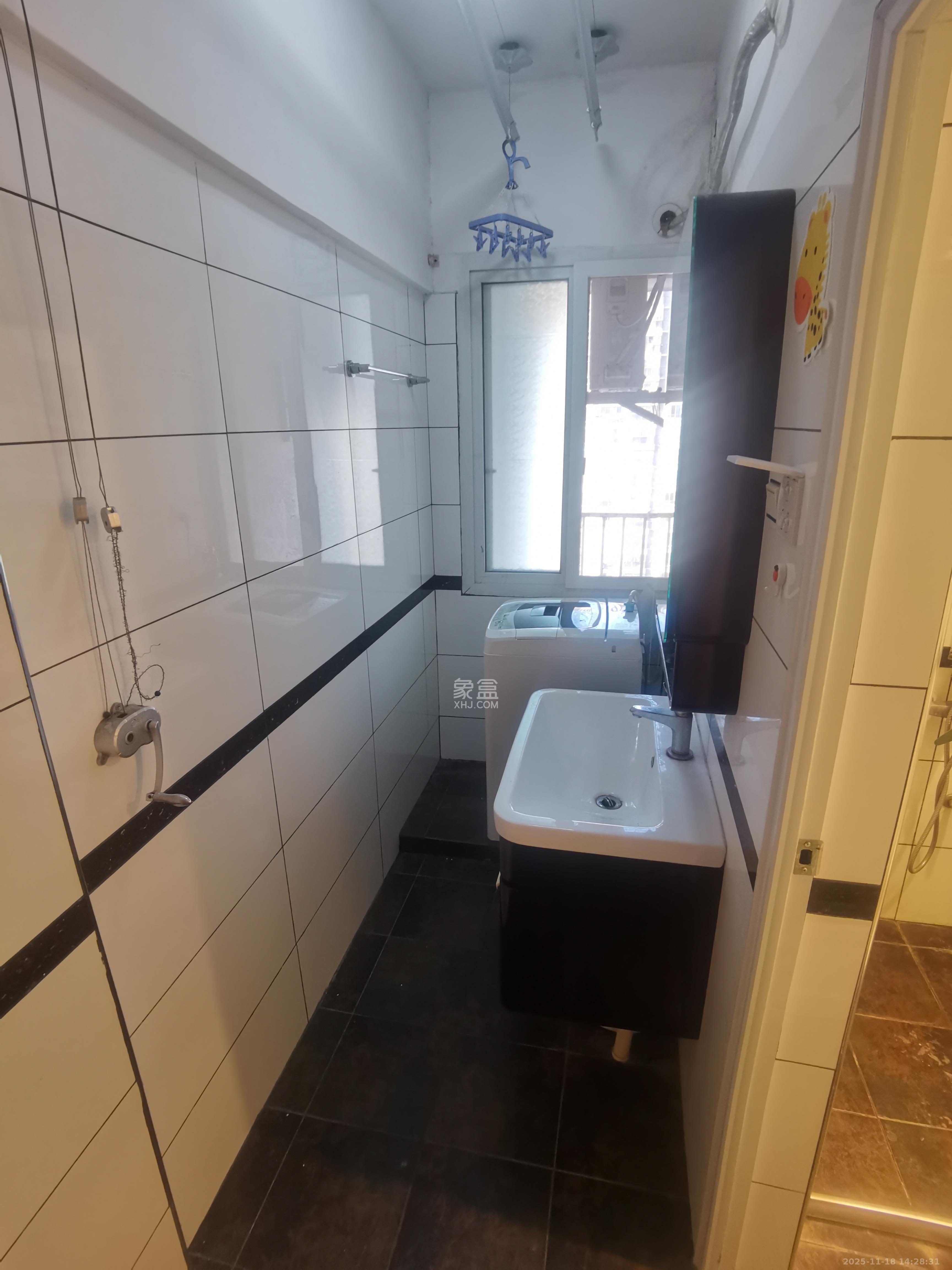 汇都公寓  1室1厅1卫    1900.0元/月室内图