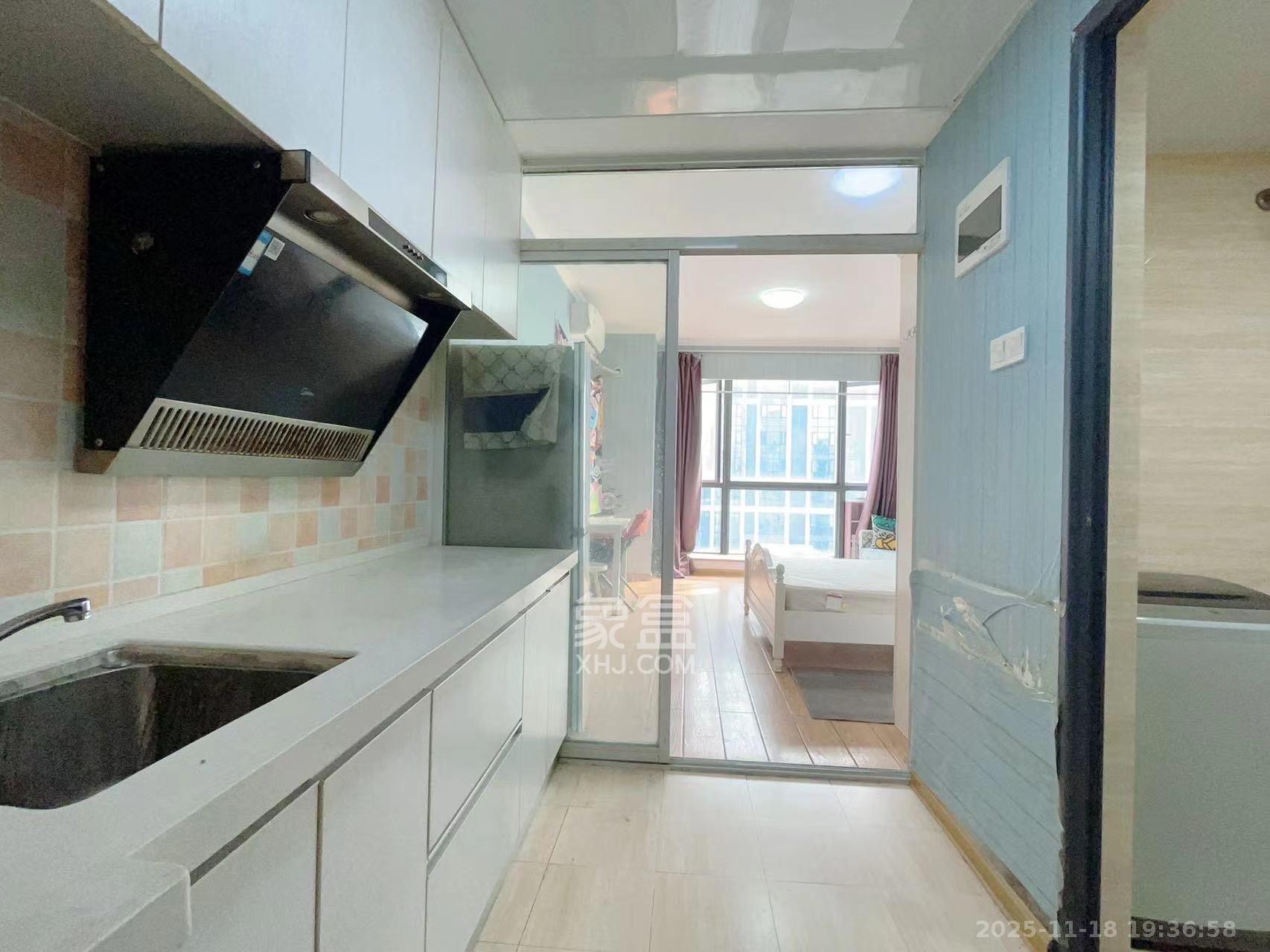 融科东南海 1室1厅1卫 1300.0元/月 融科东南海 1室1厅1卫 1300.0元/月室内图