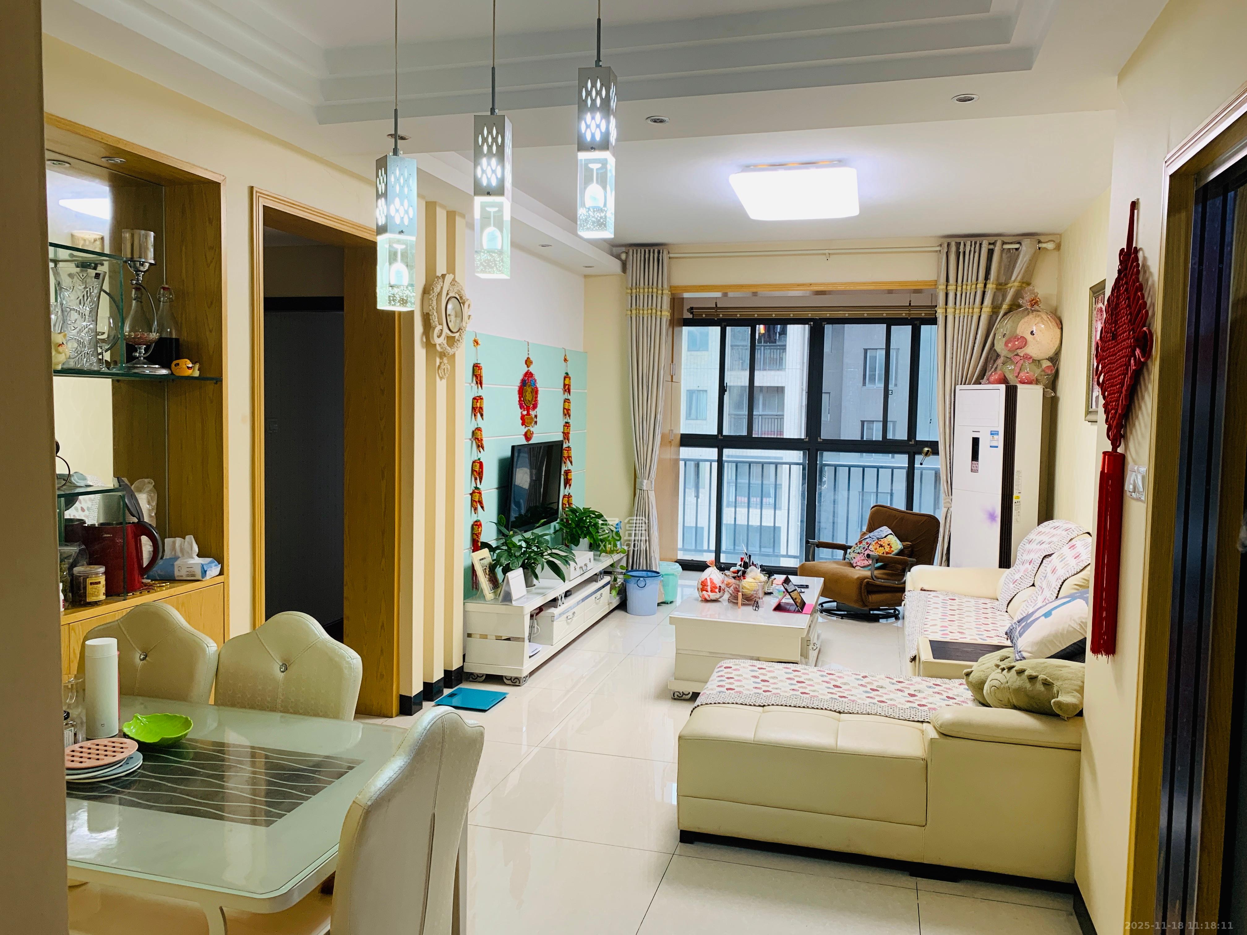 中信文化广场（中信新城二期）  2室2厅1卫    1700.0元/月室内图