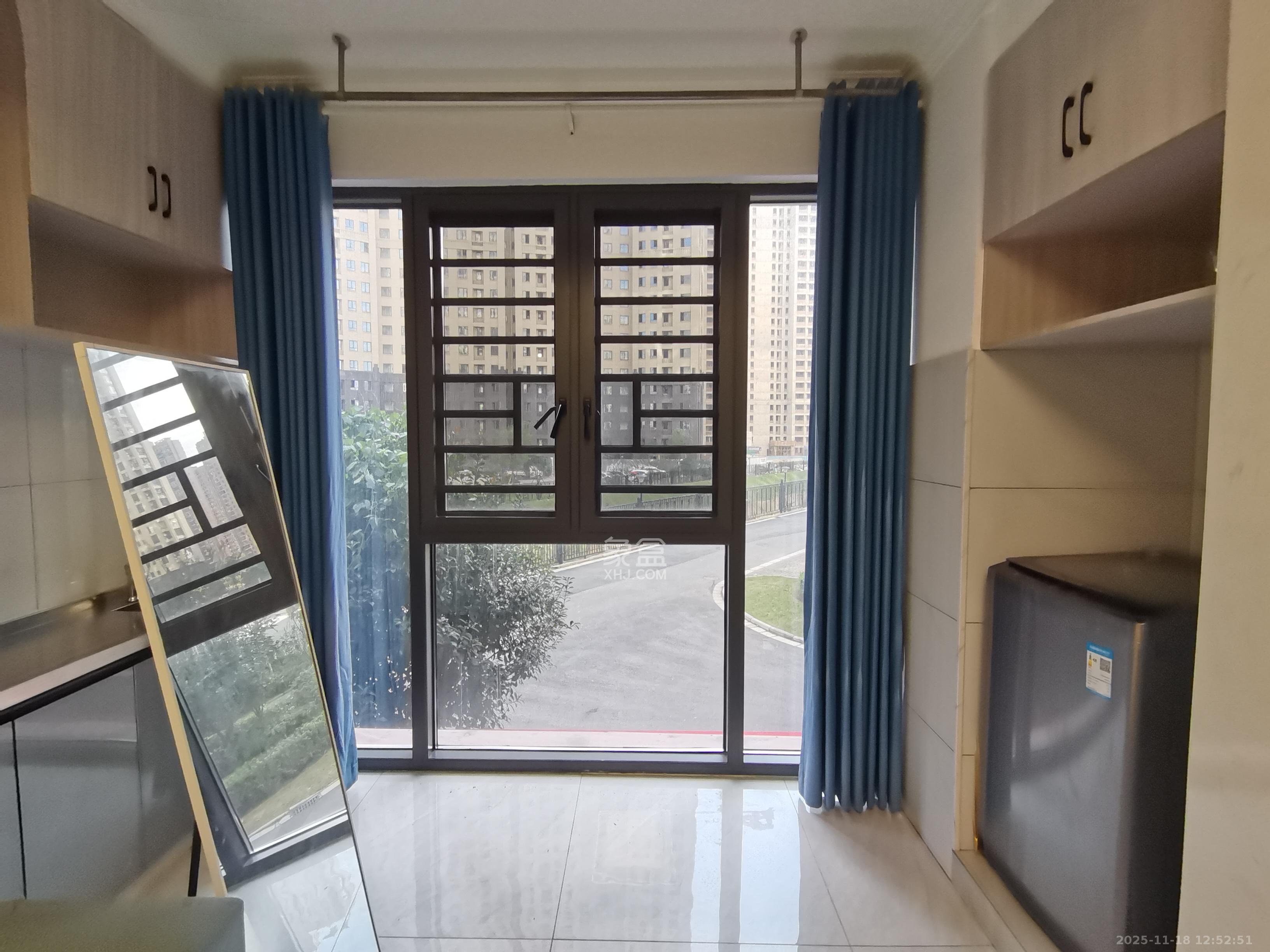 明发阅江悦府  3室2厅1卫    2200.0元/月室内图