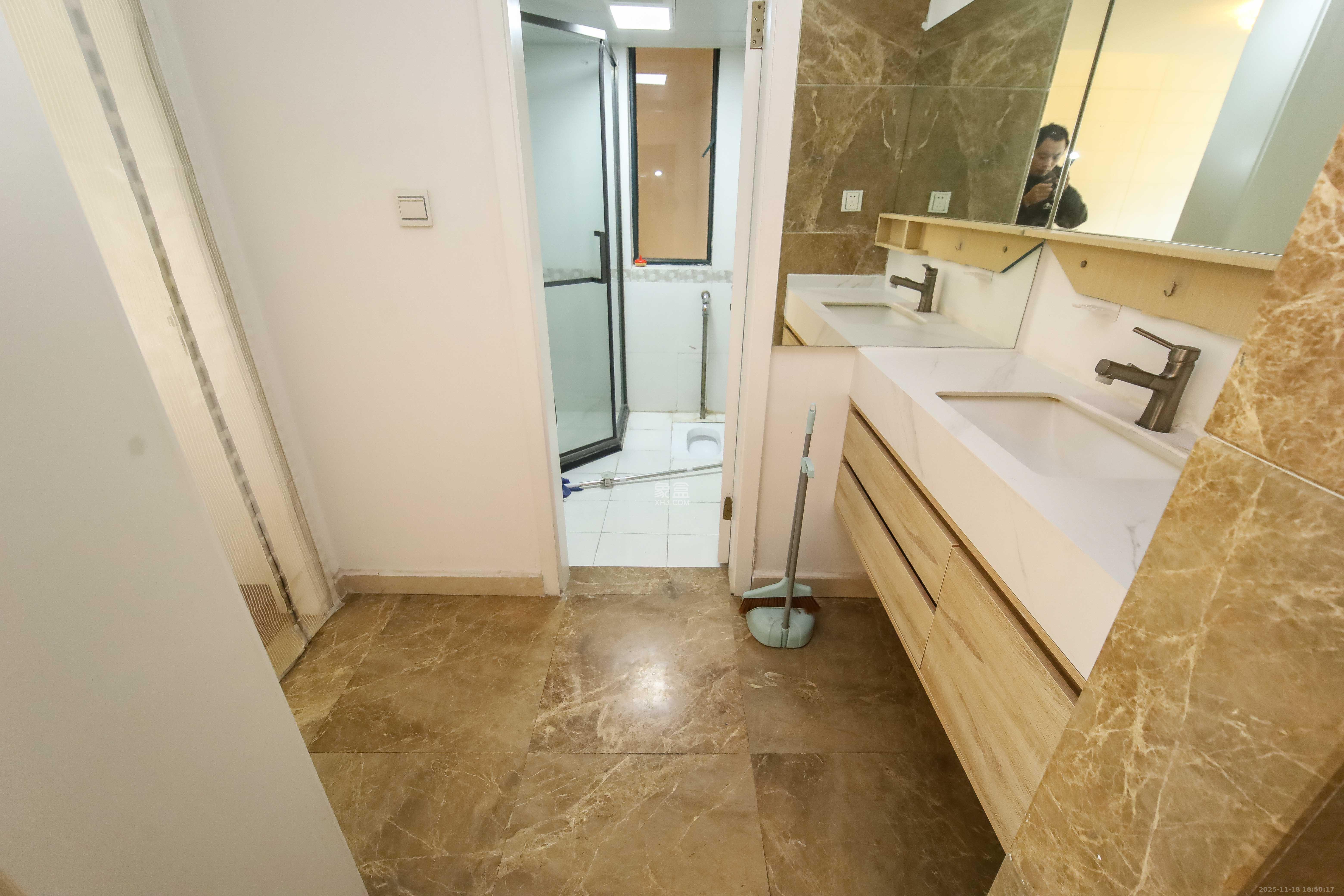 世嘉国际华城 2室2厅1卫 118.0万 世嘉国际华城 2室2厅1卫 118.0万其他