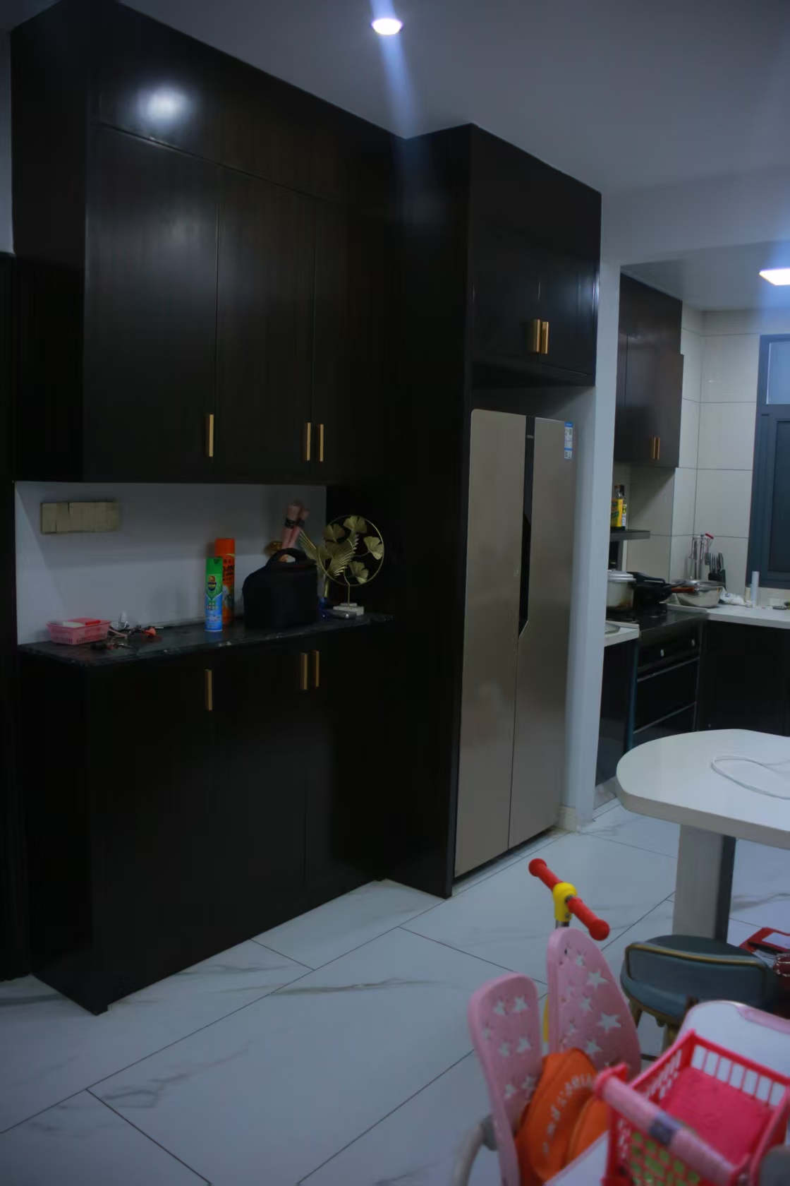 新世界建材城  2室2厅1卫    41.0万客厅