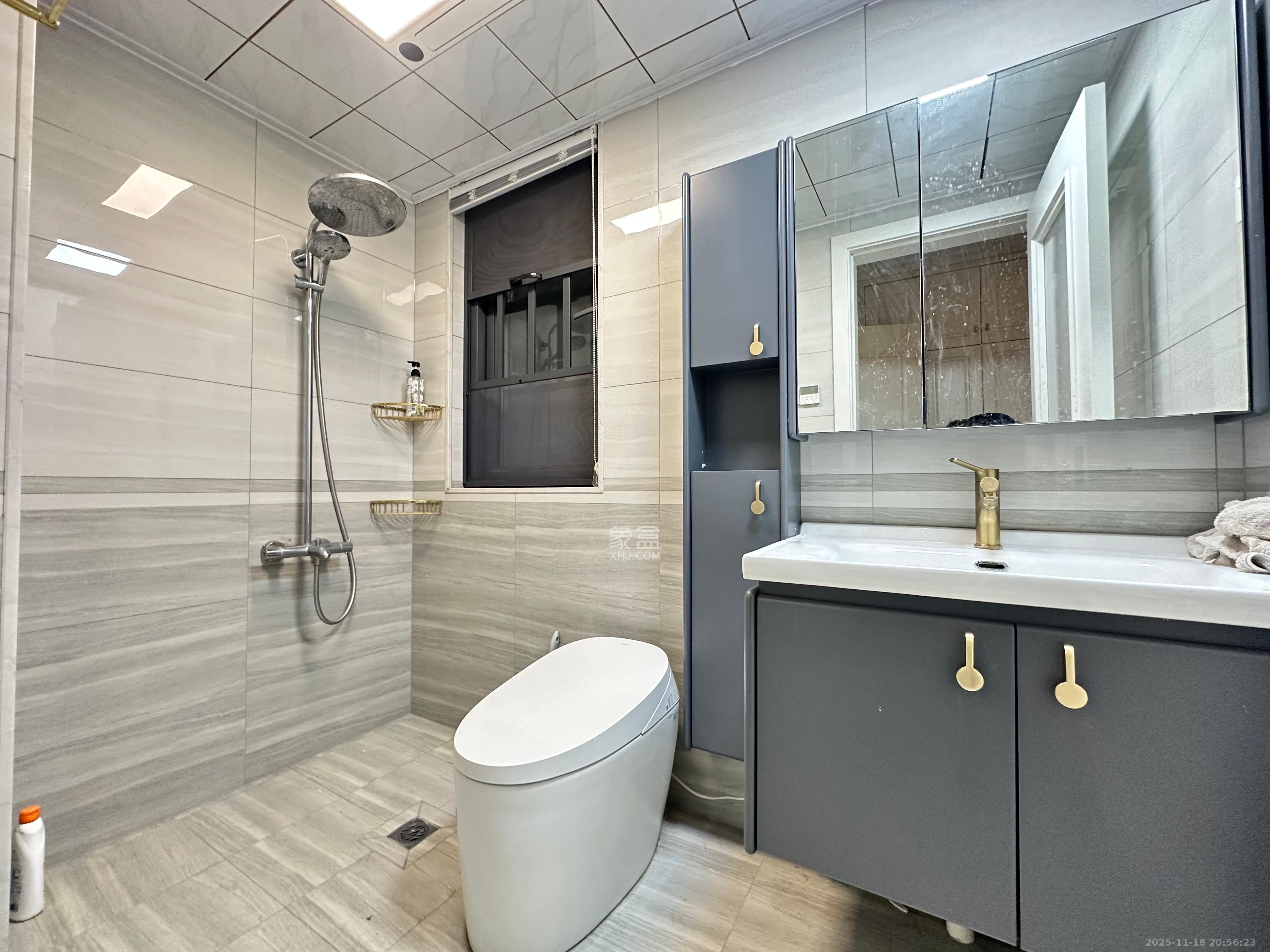 振业城三期  4室2厅2卫    3700.0元/月室内图