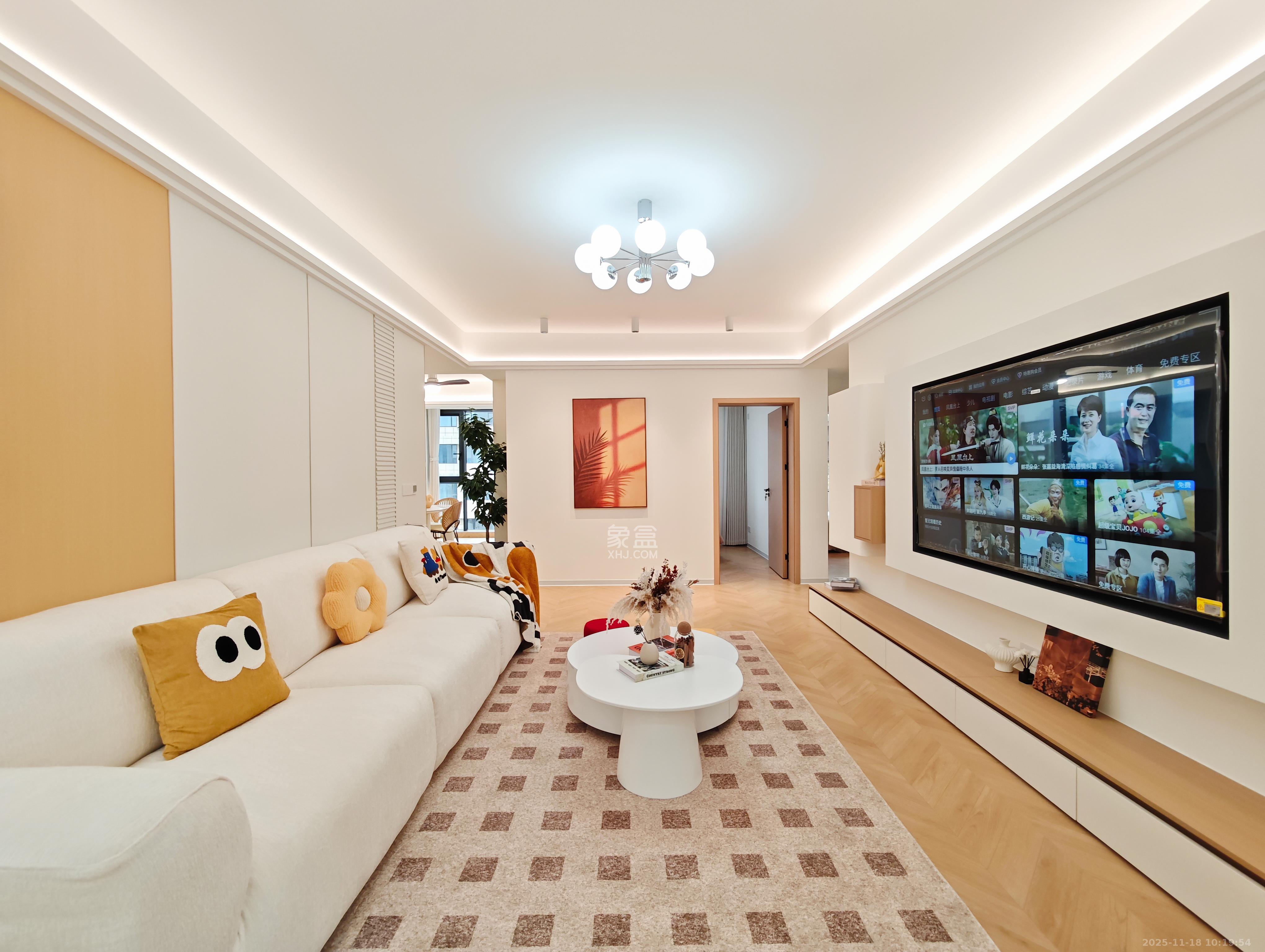 宏聚地中海 3室2厅2卫 109.8万 宏聚地中海 3室2厅2卫 109.8万客厅