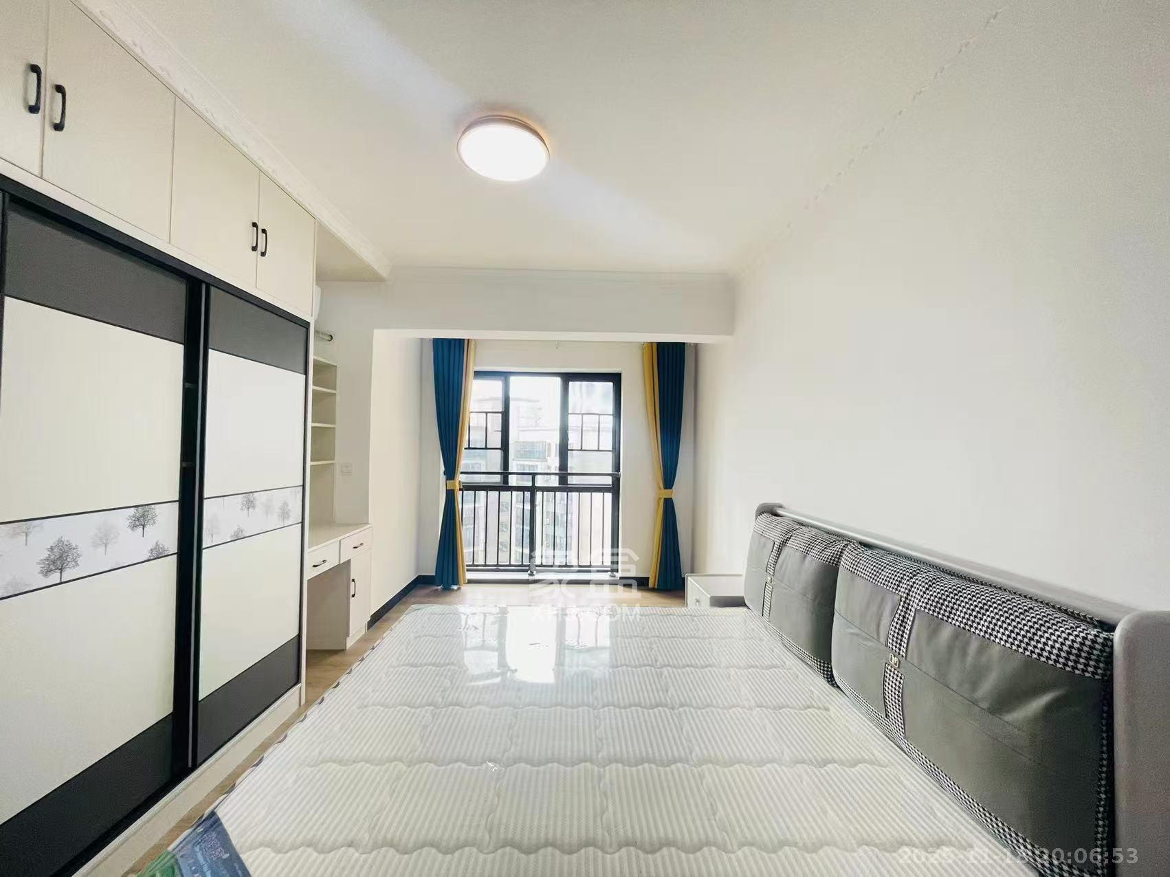 卓越蔚蓝海岸三期 3室2厅2卫 3000.0元/月 卓越蔚蓝海岸三期 3室2厅2卫 3000.0元/月室内图