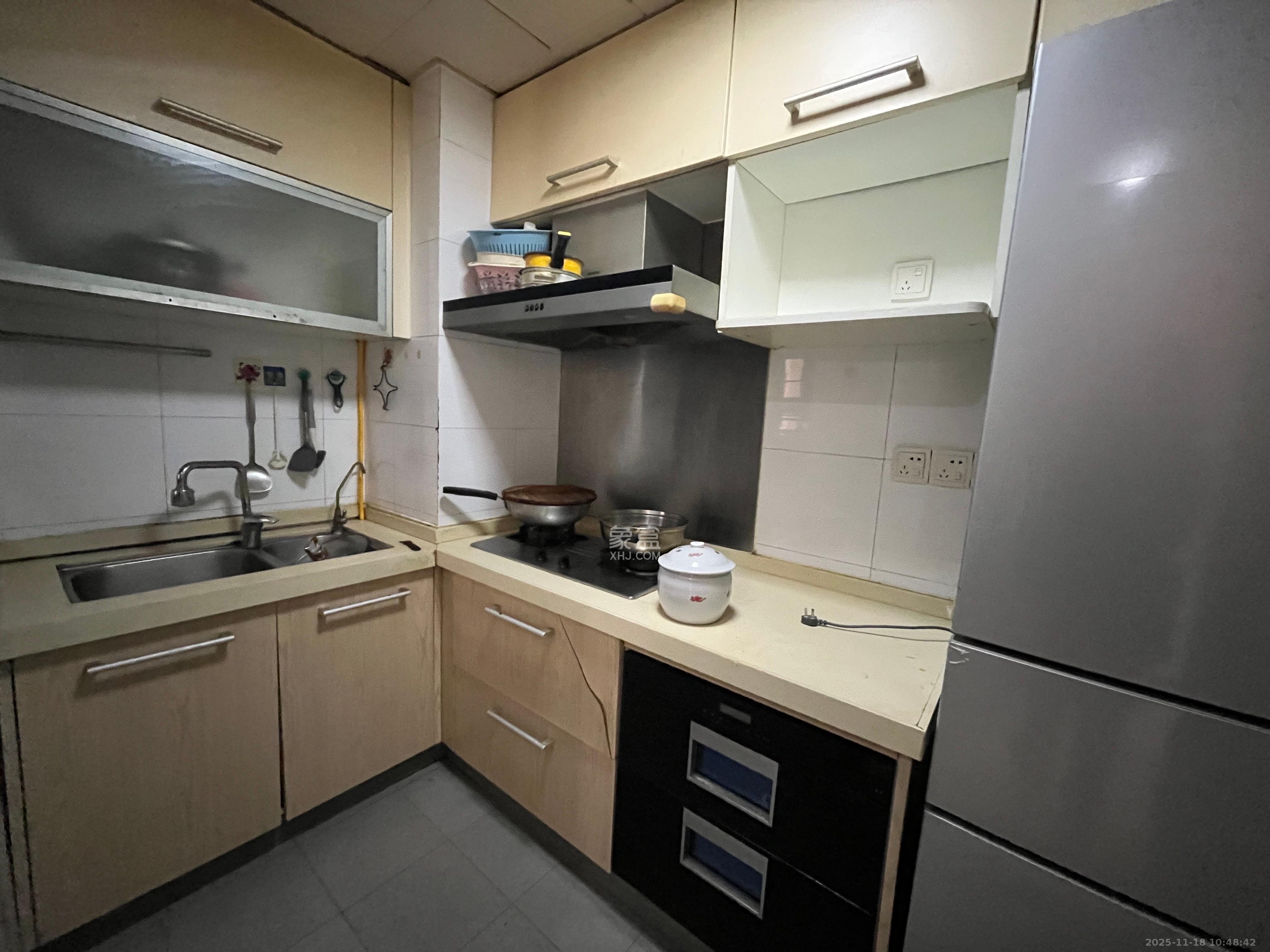 珠江花城三期锦鲤 2室1厅1卫 1900.0元/月 珠江花城三期锦鲤 2室1厅1卫 1900.0元/月室内图