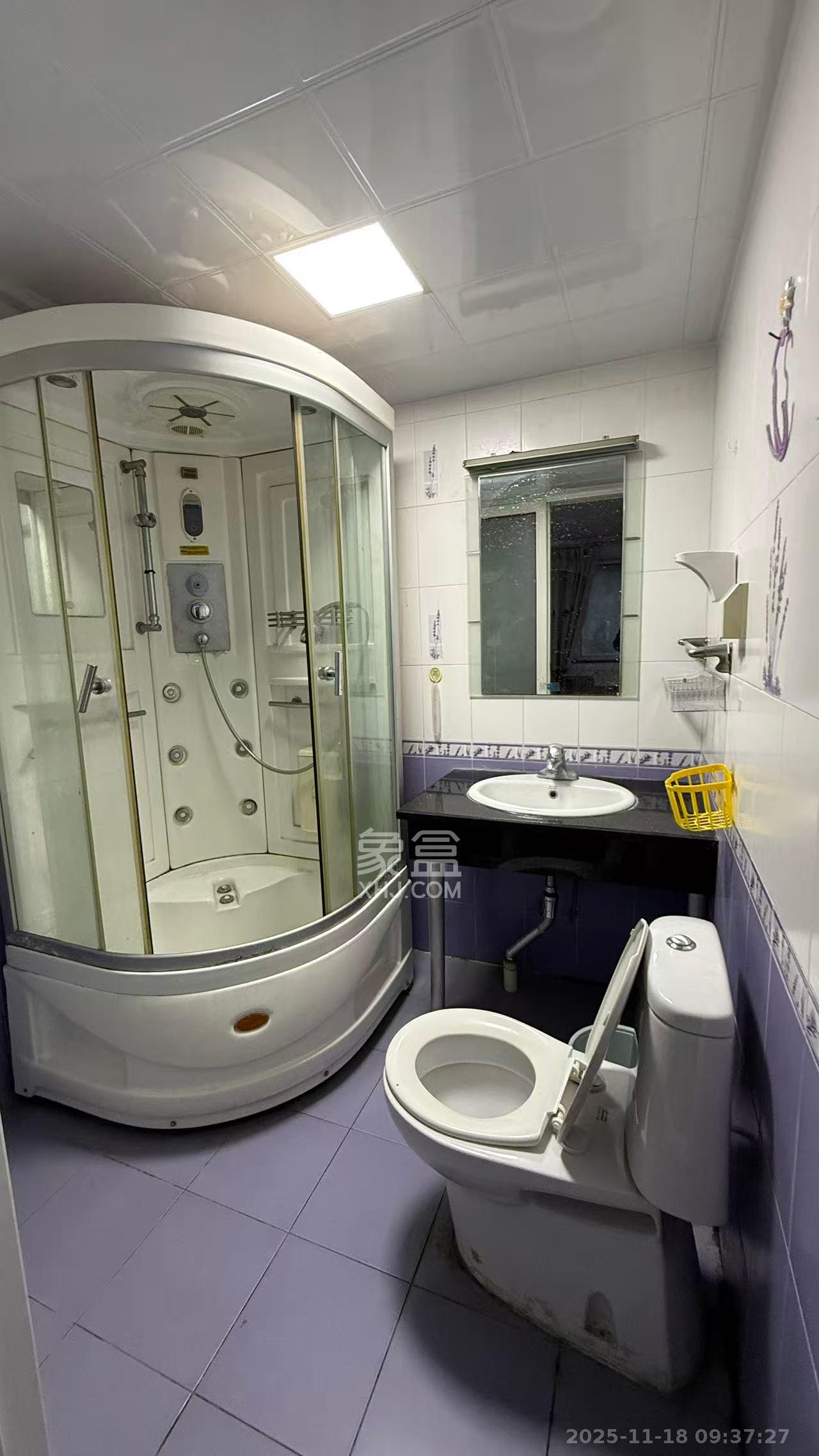 芙蓉苑 3室2厅2卫 1900.0元/月 芙蓉苑 3室2厅2卫 1900.0元/月室内图