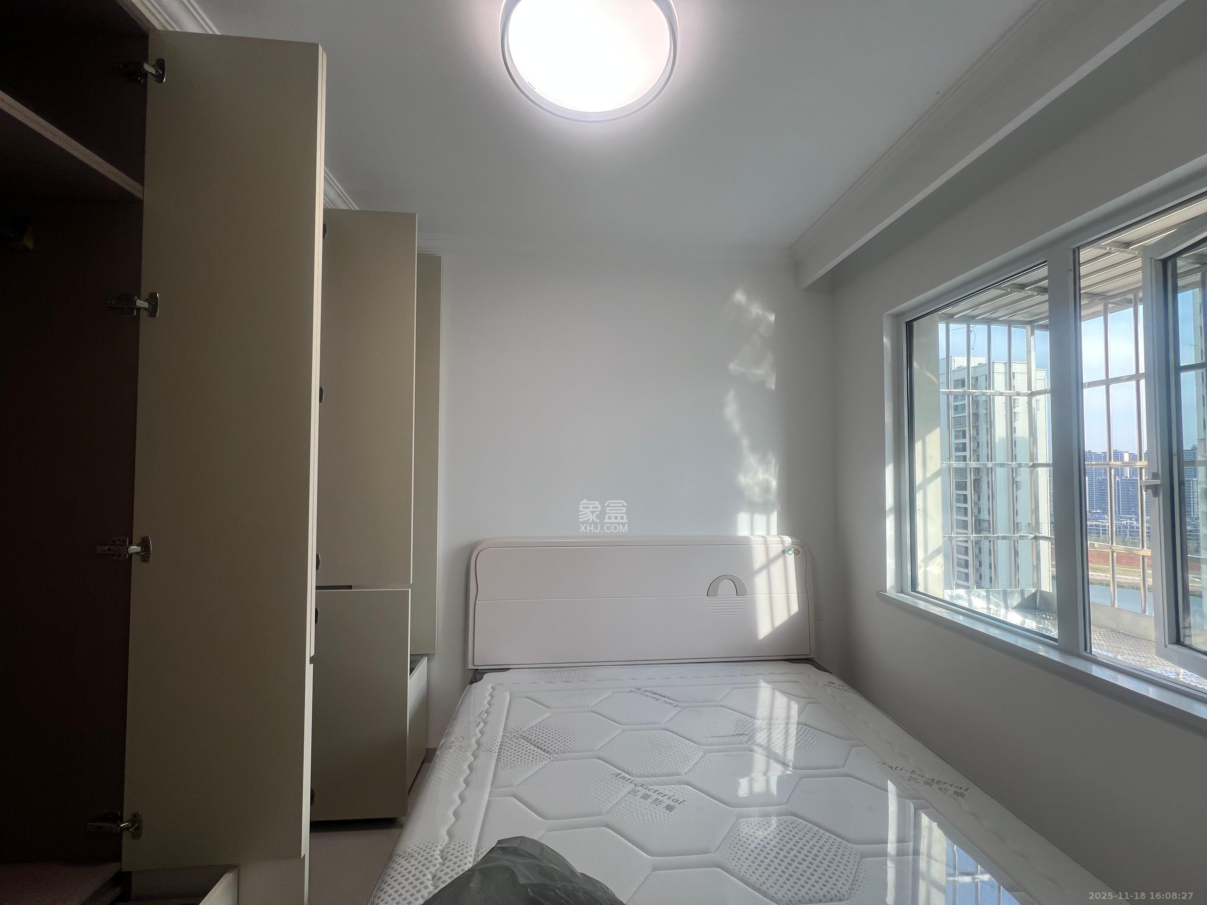 和景家园二期  2室2厅1卫    1600.0元/月室内图