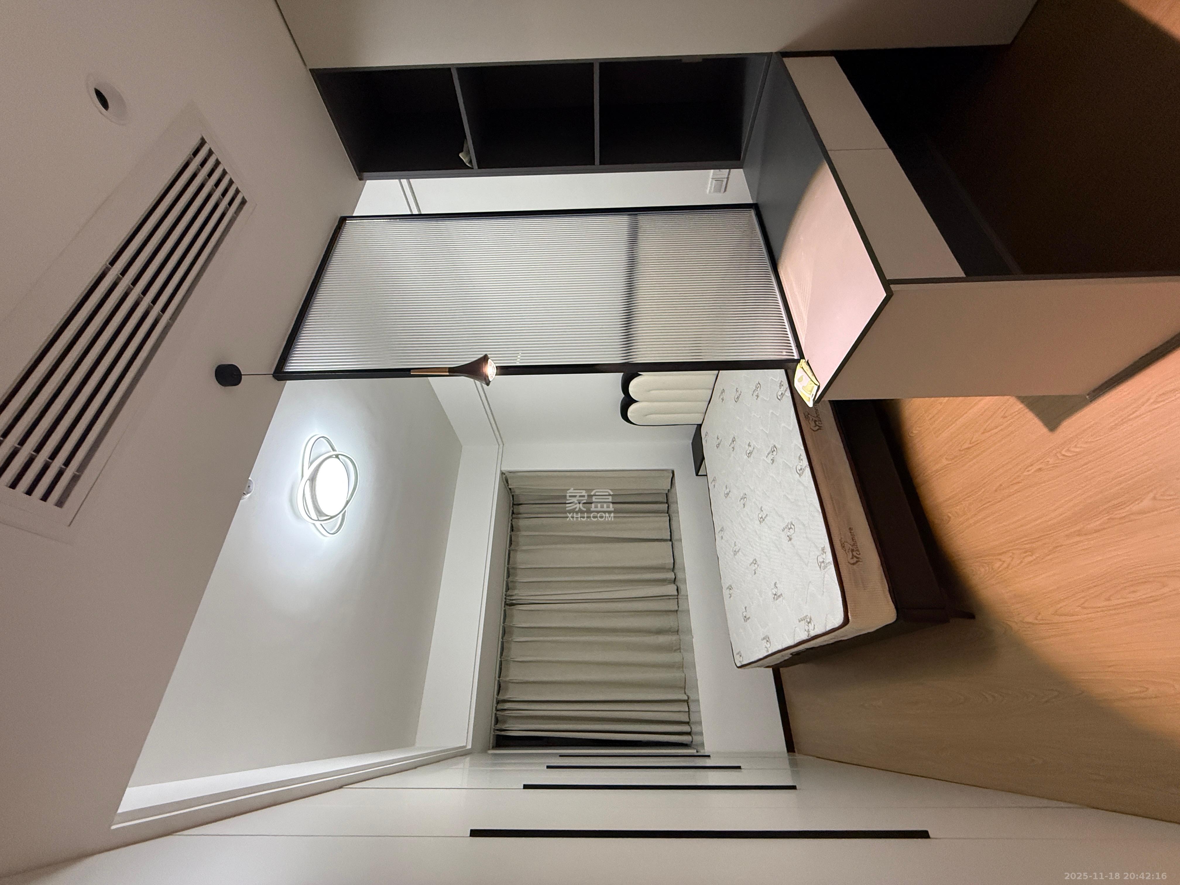 正荣滨江紫阙台  4室2厅2卫    6000.0元/月室内图