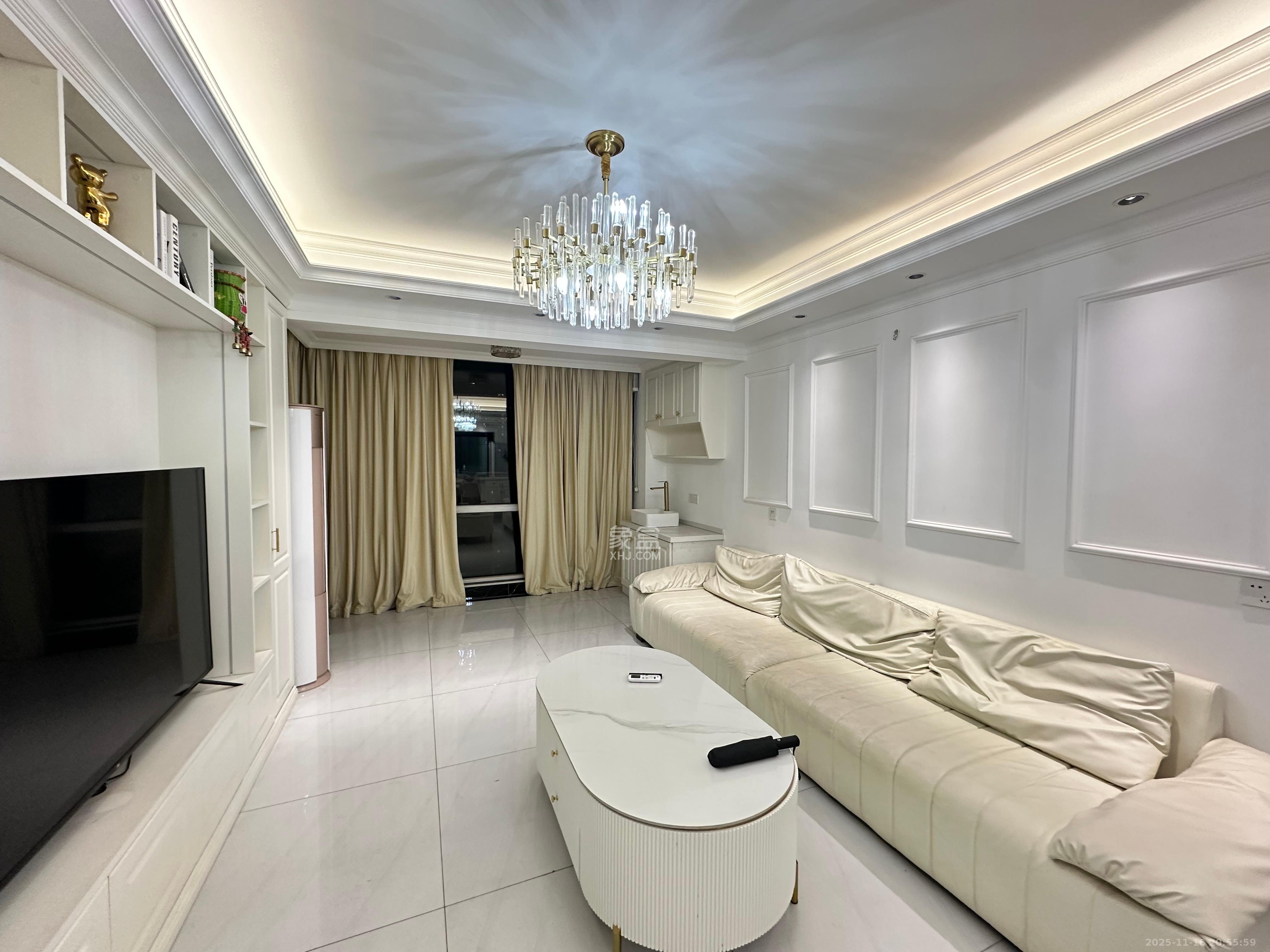 振业城三期  4室2厅2卫    3700.0元/月室内图