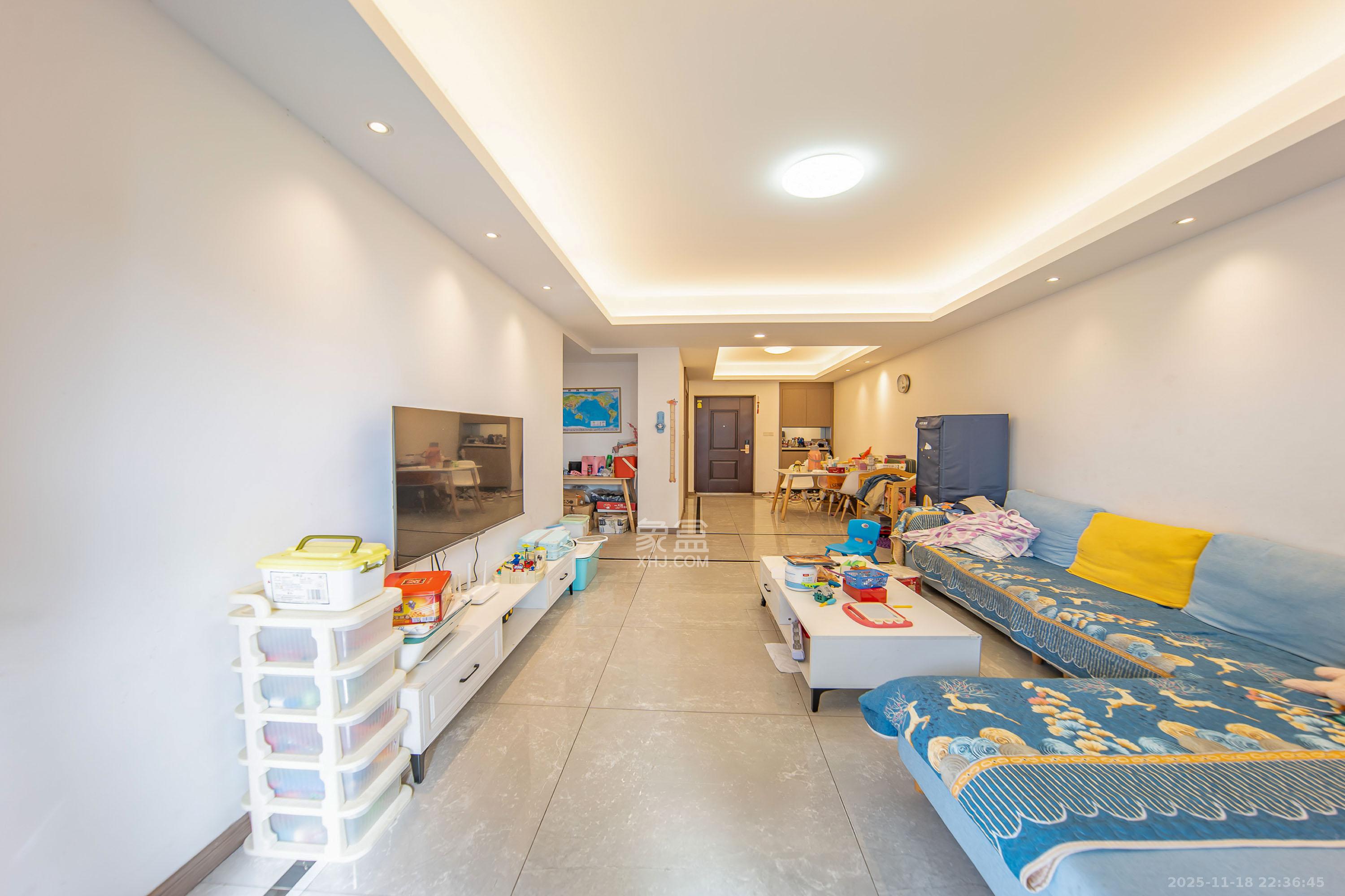 映客龙湖璟翠公馆（映客龙湖璟翠中心）  3室2厅2卫    115.0万