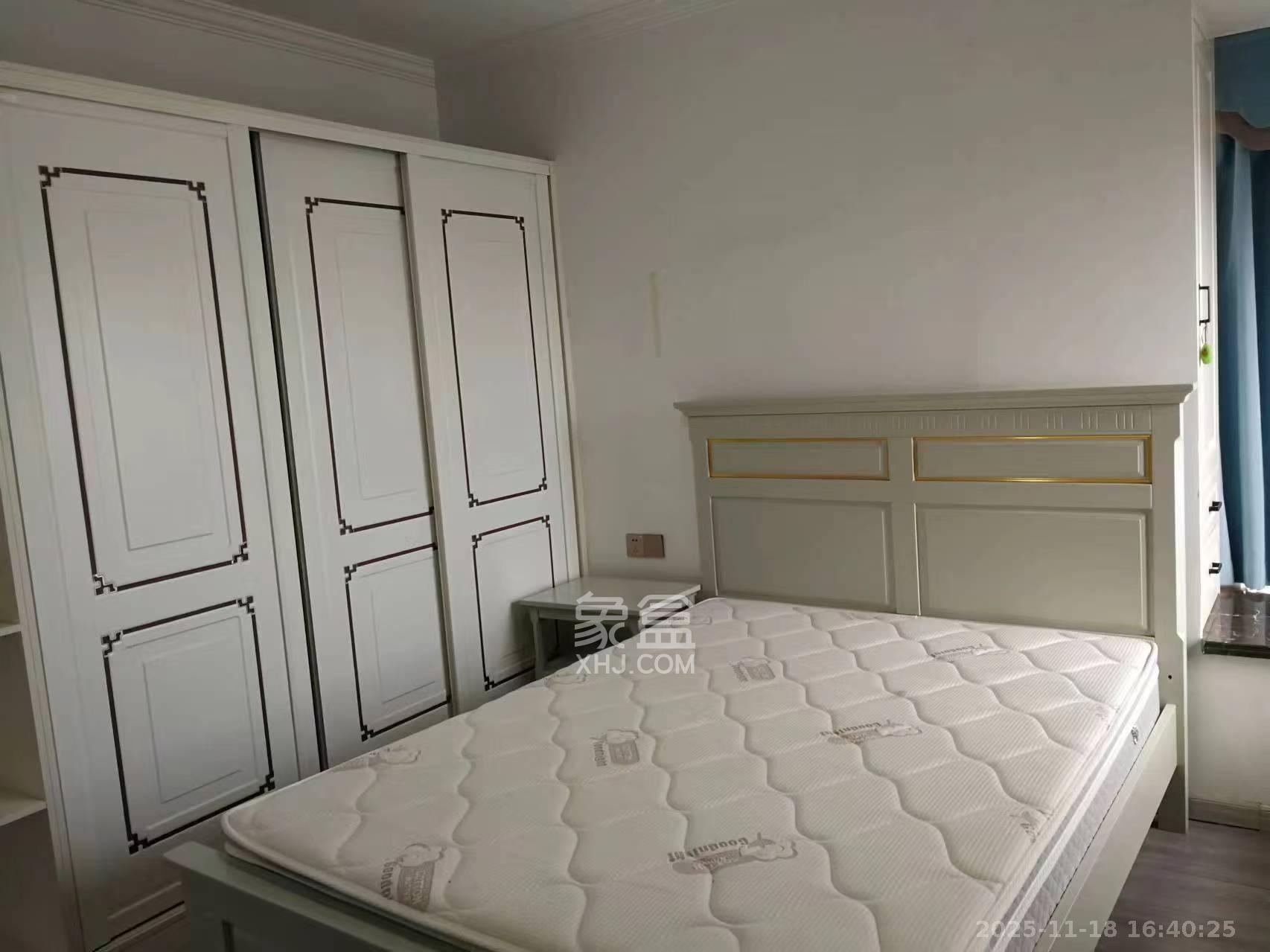 上东辛顿公寓  4室2厅2卫    3100.0元/月室内图