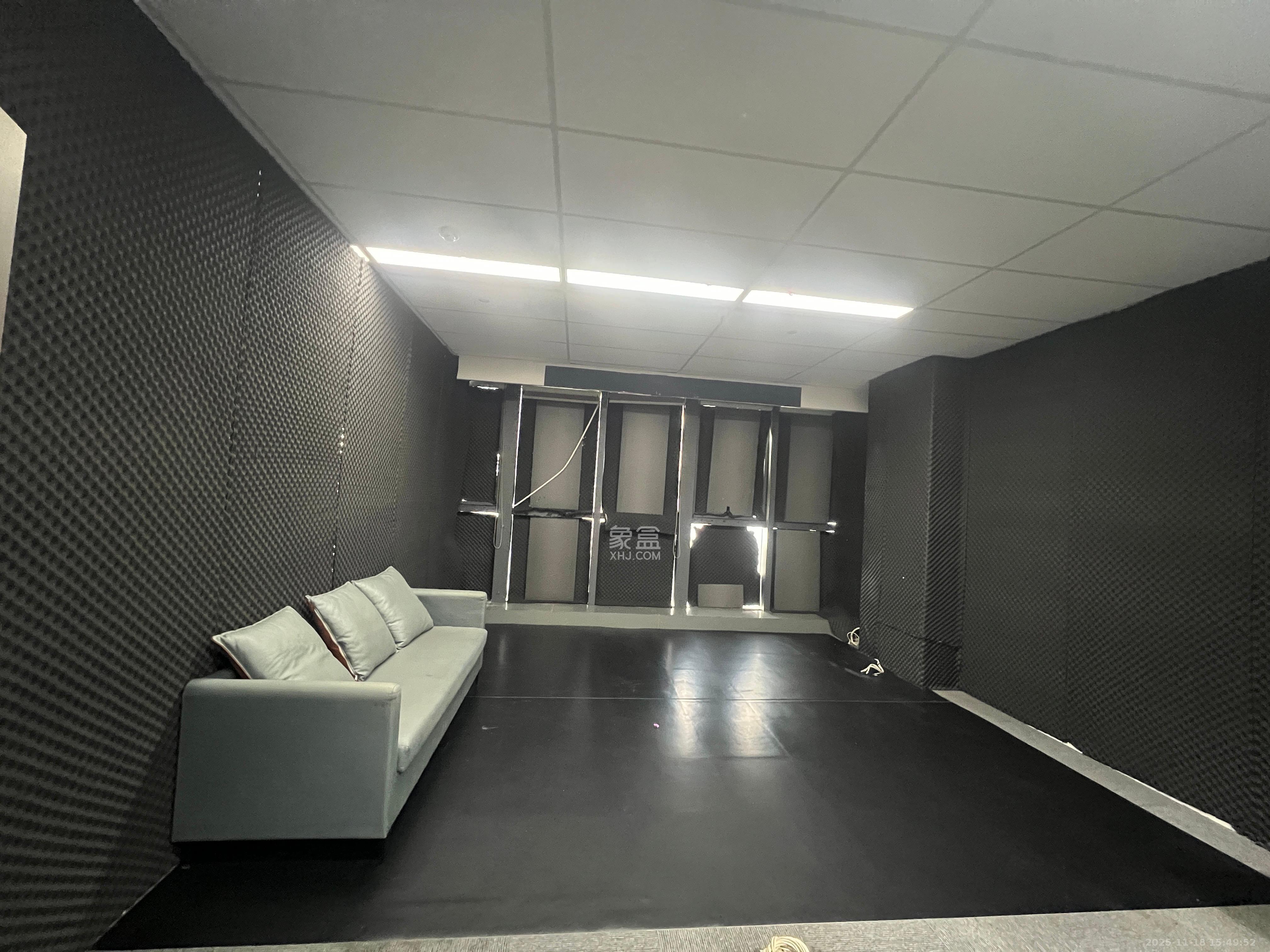 绿地中心   120.0㎡      5800.0元/月室内图