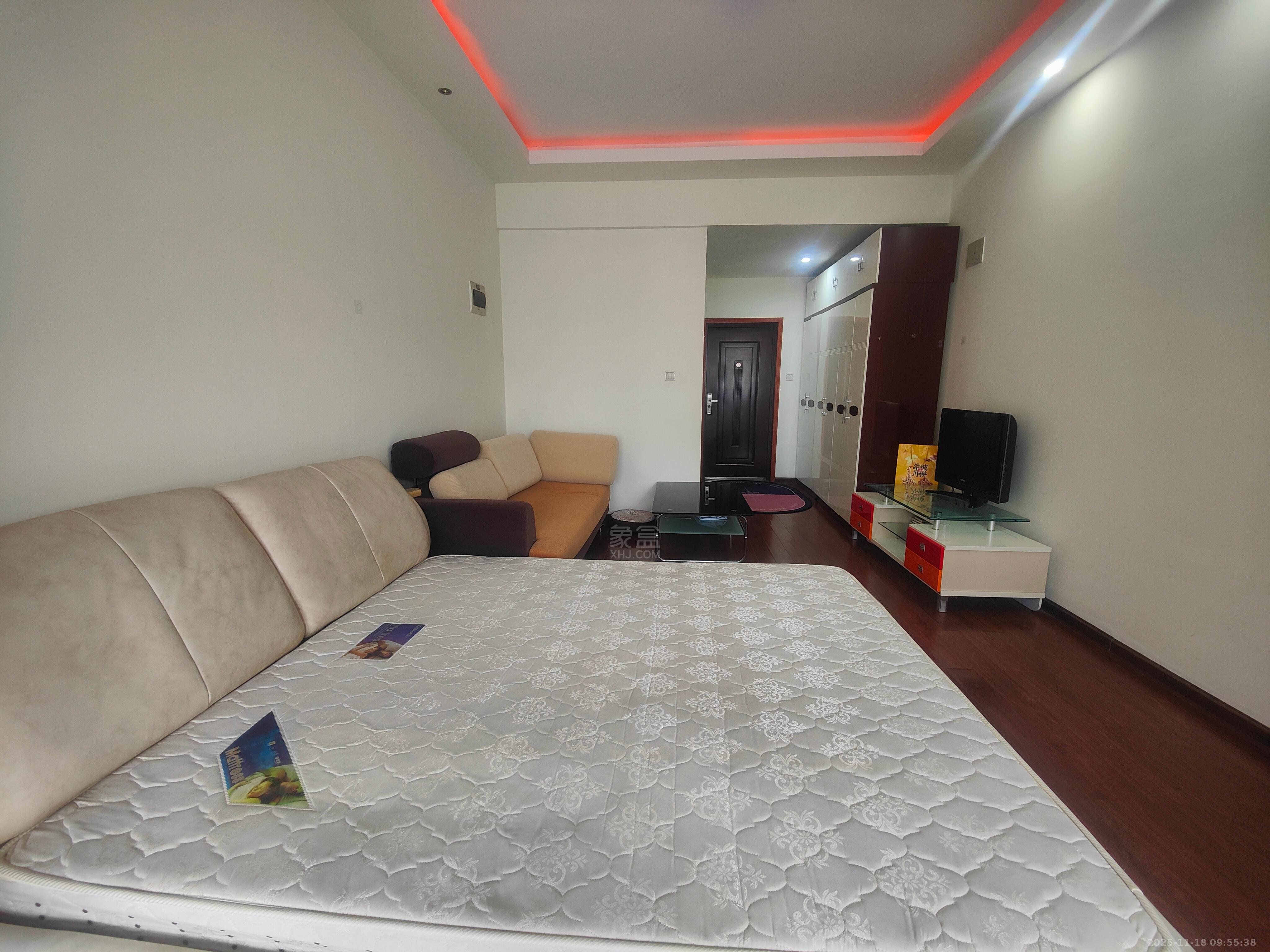 庐山春天大厦(和一宾馆) 1室1厅1卫 1200.0元/月 庐山春天大厦(和一宾馆) 1室1厅1卫 1200.0元/月室内图