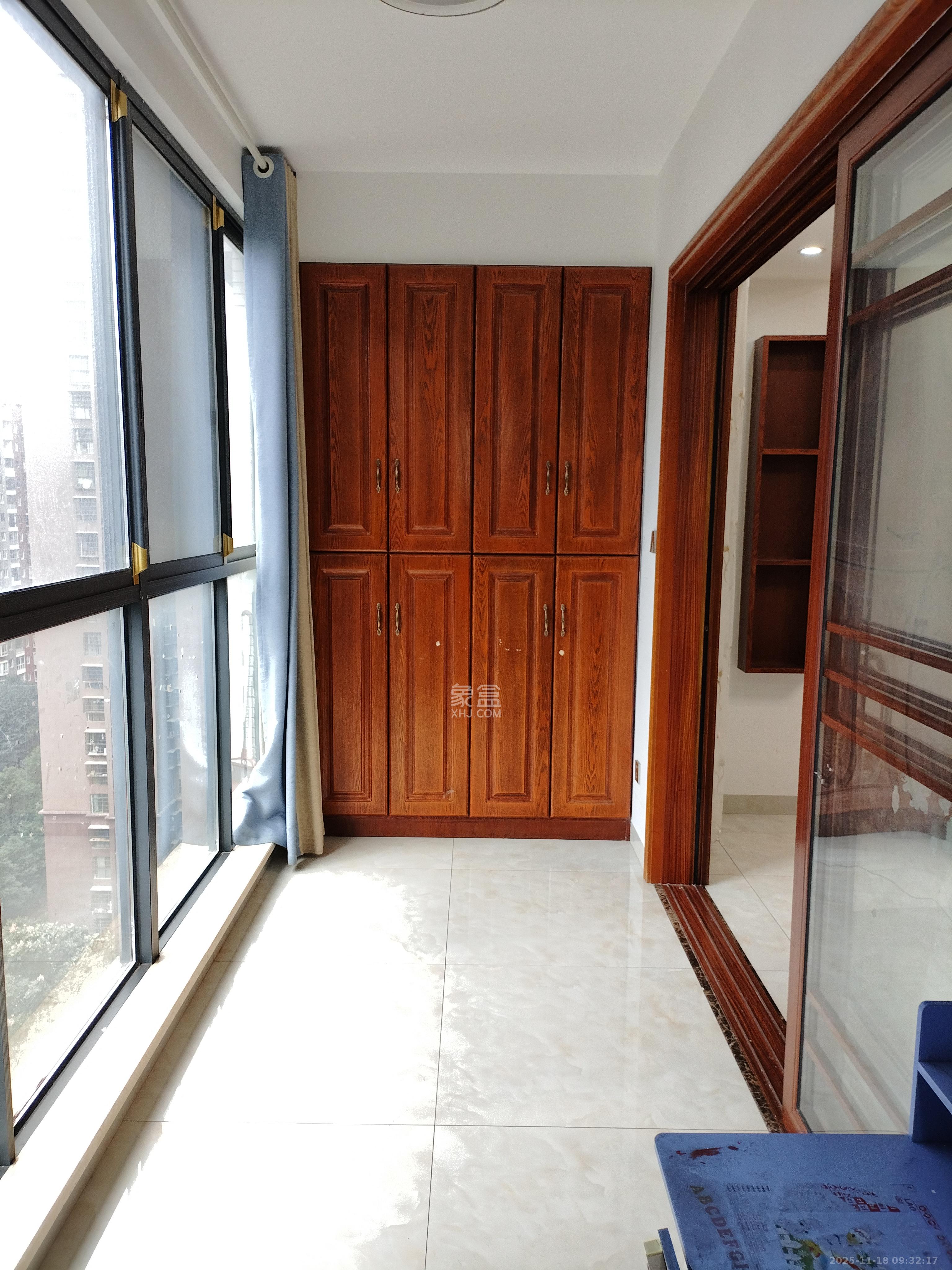 恒基凯旋门三期  4室2厅2卫    3000.0元/月室内图