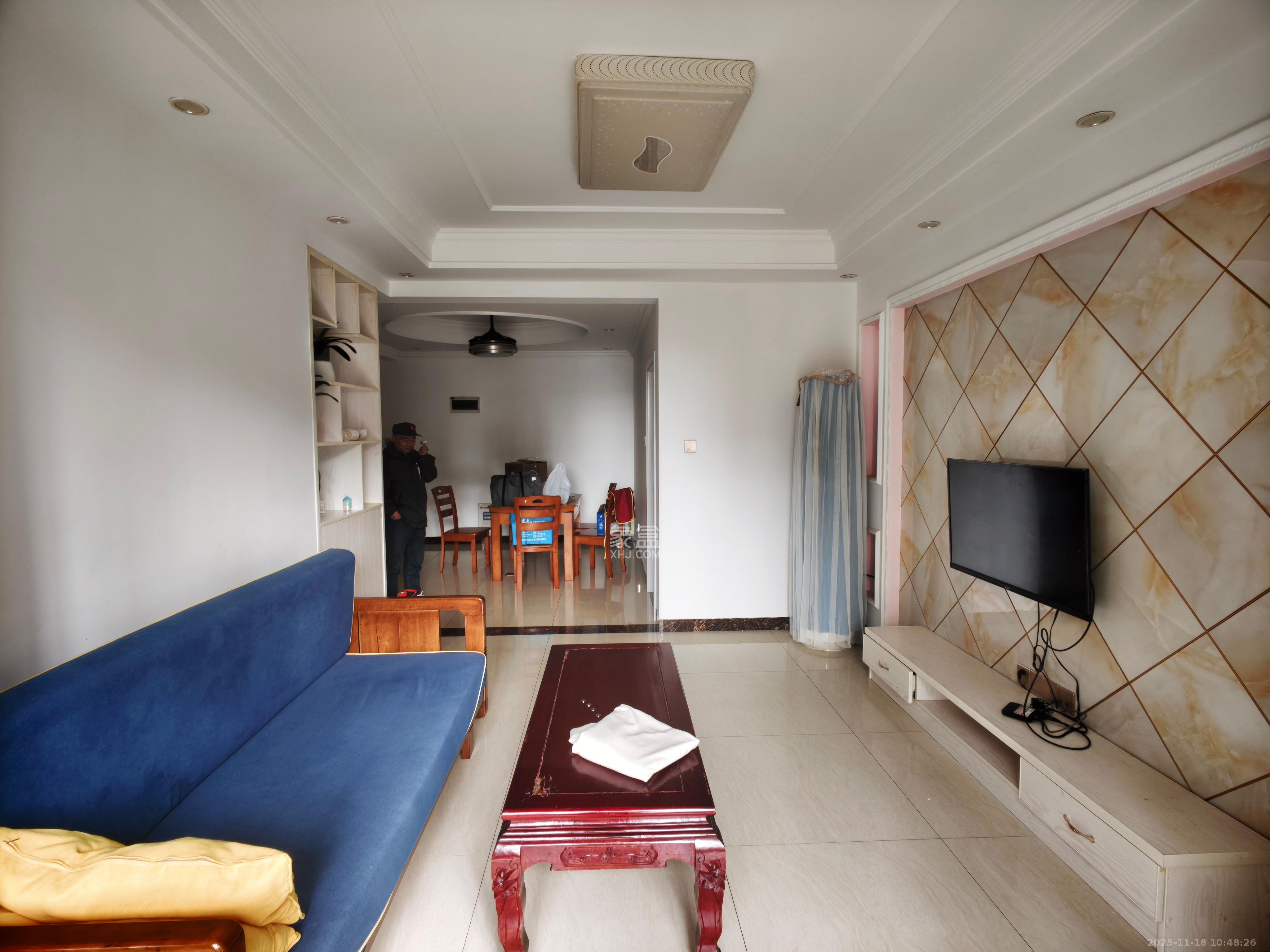 东岸梅园小区  2室1厅1卫    1900.0元/月室内图