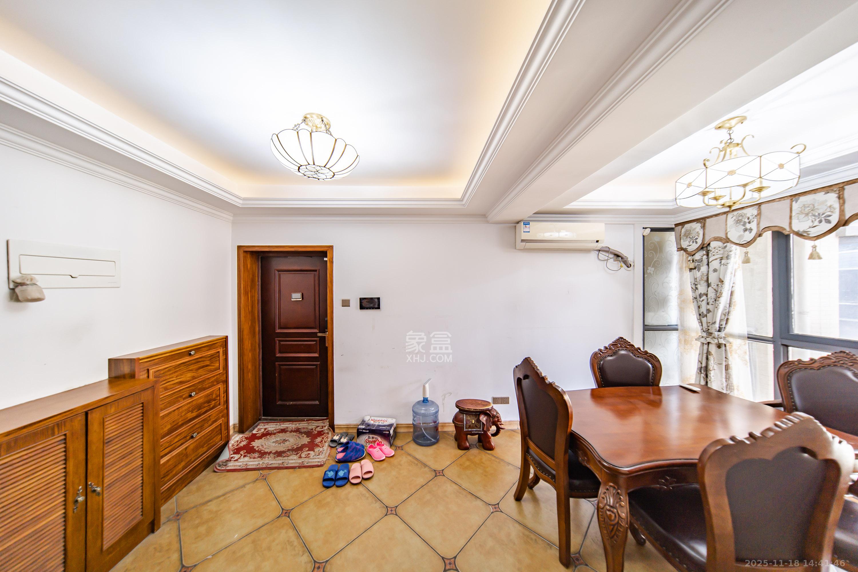 天健壹平方英里（天健芙蓉盛世二期）  3室2厅2卫    130.0万其他