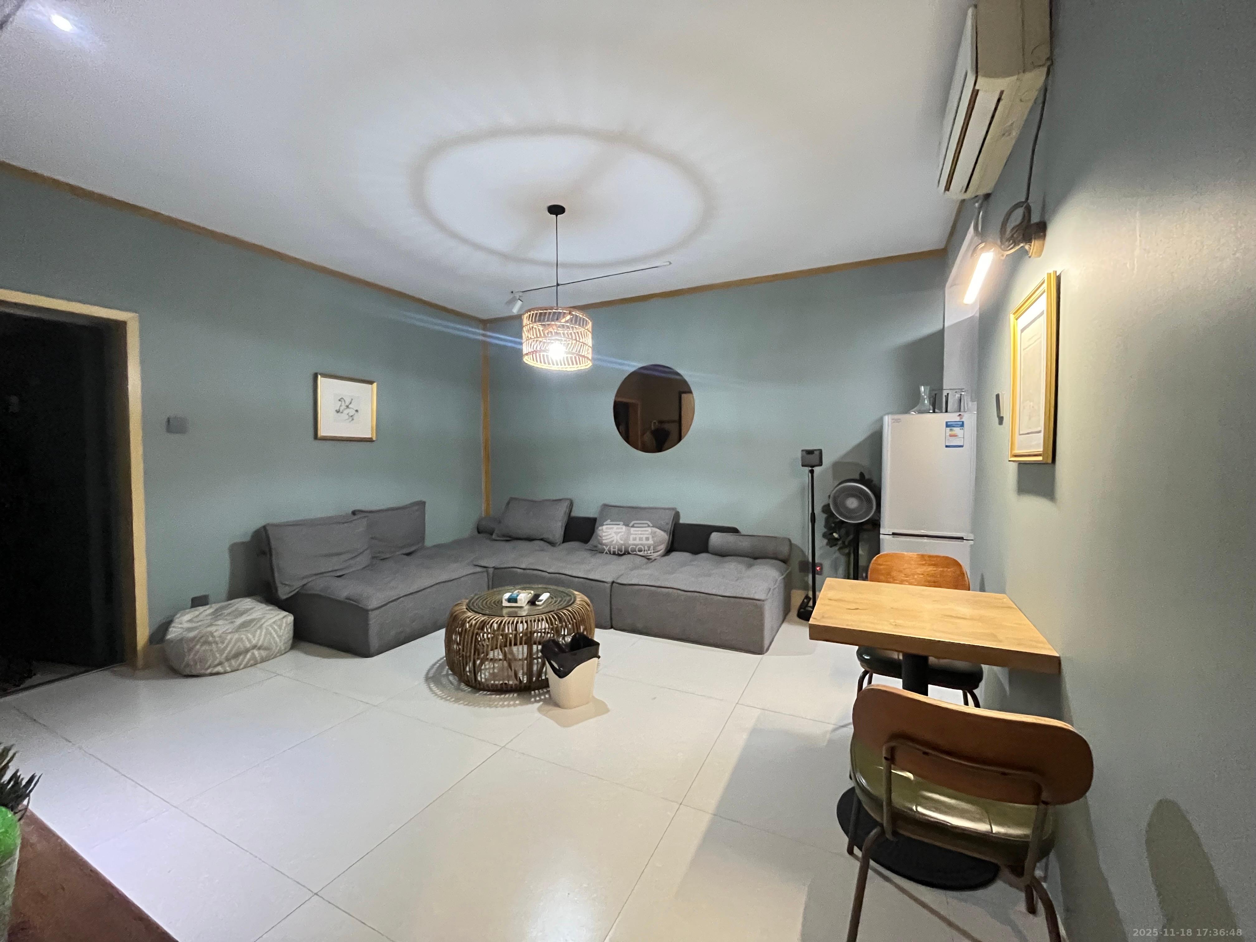 芙蓉蓉苑  2室1厅1卫    3500.0元/月室内图