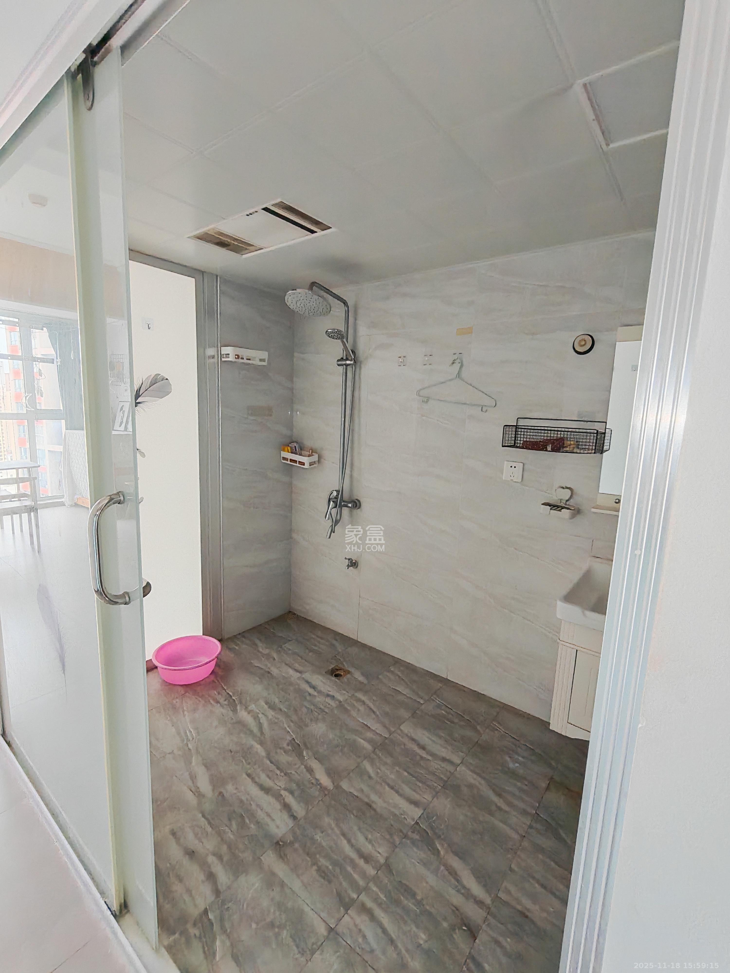 中交里城 1室0厅0卫 1800.0元/月 中交里城 1室0厅0卫 1800.0元/月室内图