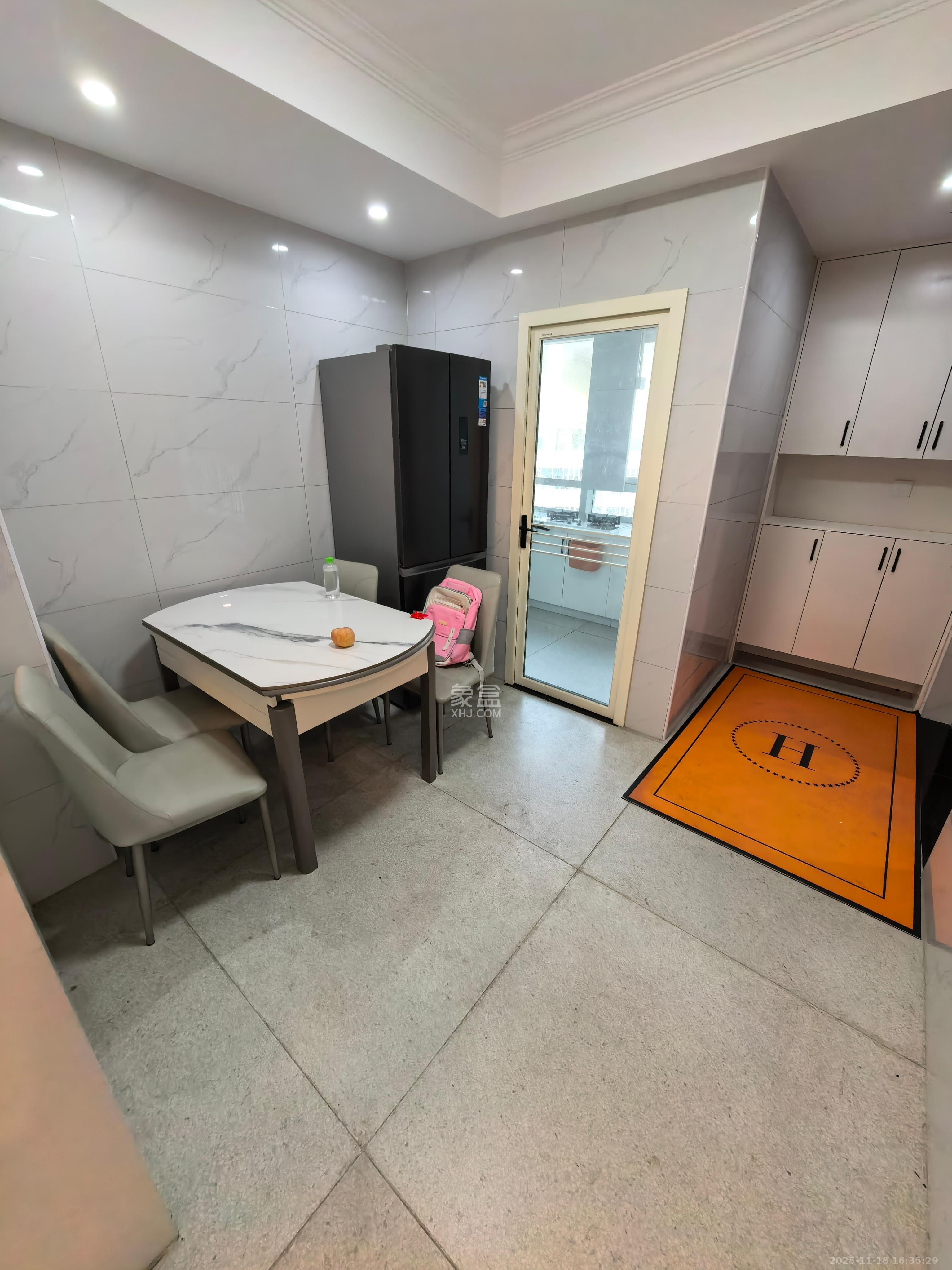 中建嘉和城 2室1厅1卫 2000.0元/月 中建嘉和城 2室1厅1卫 2000.0元/月室内图