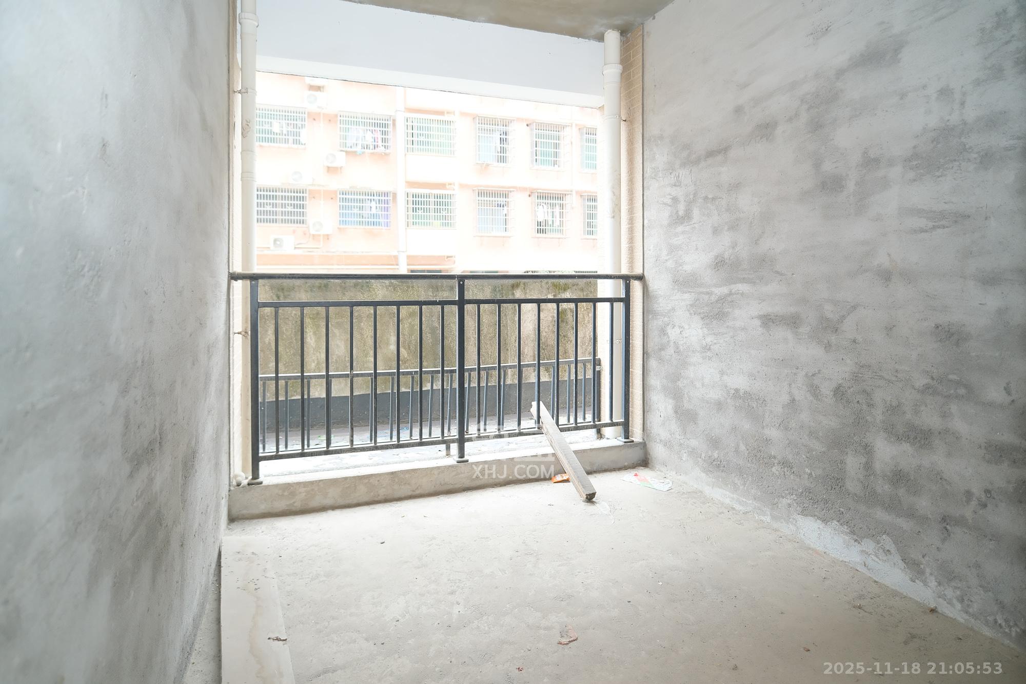 中安善化国际 3室2厅2卫 55.0万 中安善化国际 3室2厅2卫 55.0万卧室