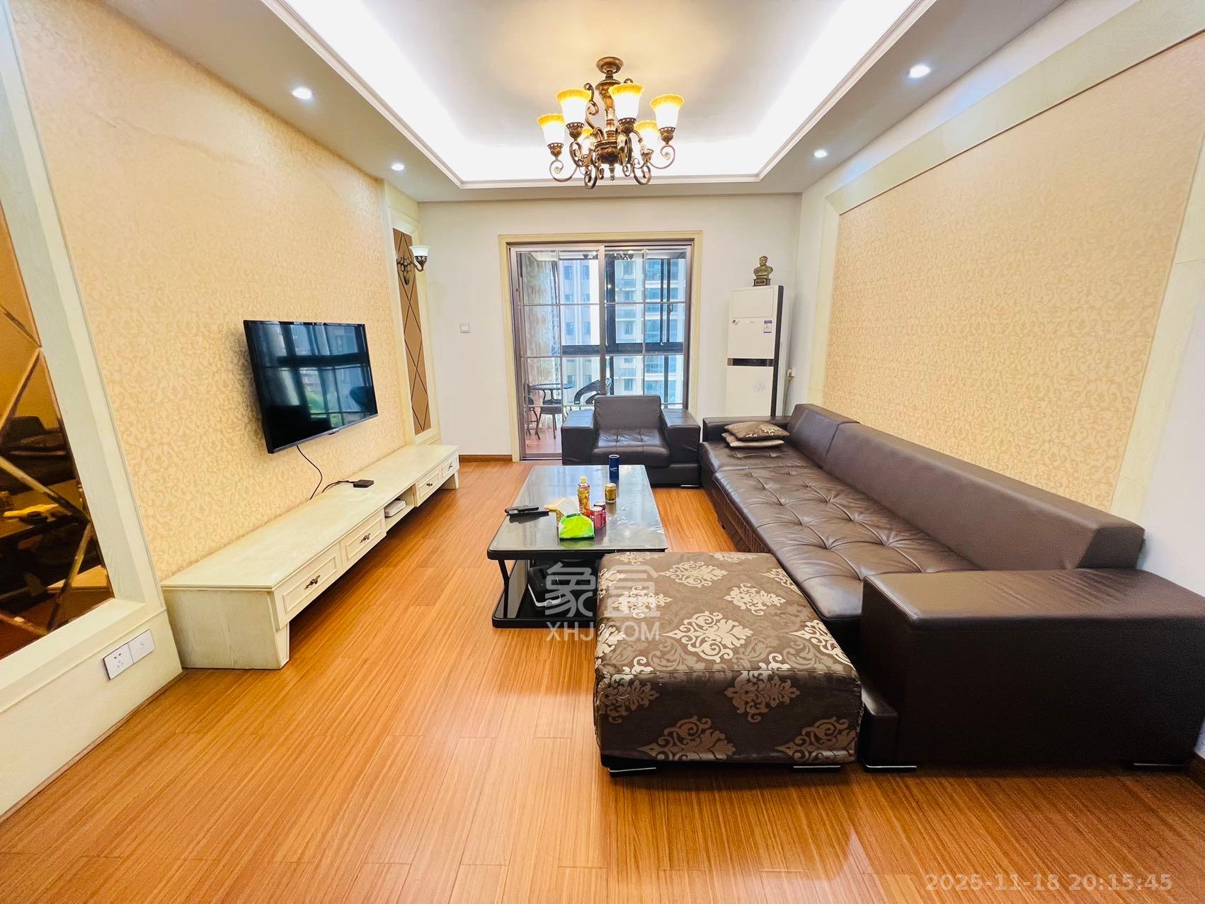 长房白沙湾  2室2厅1卫    2600.0元/月