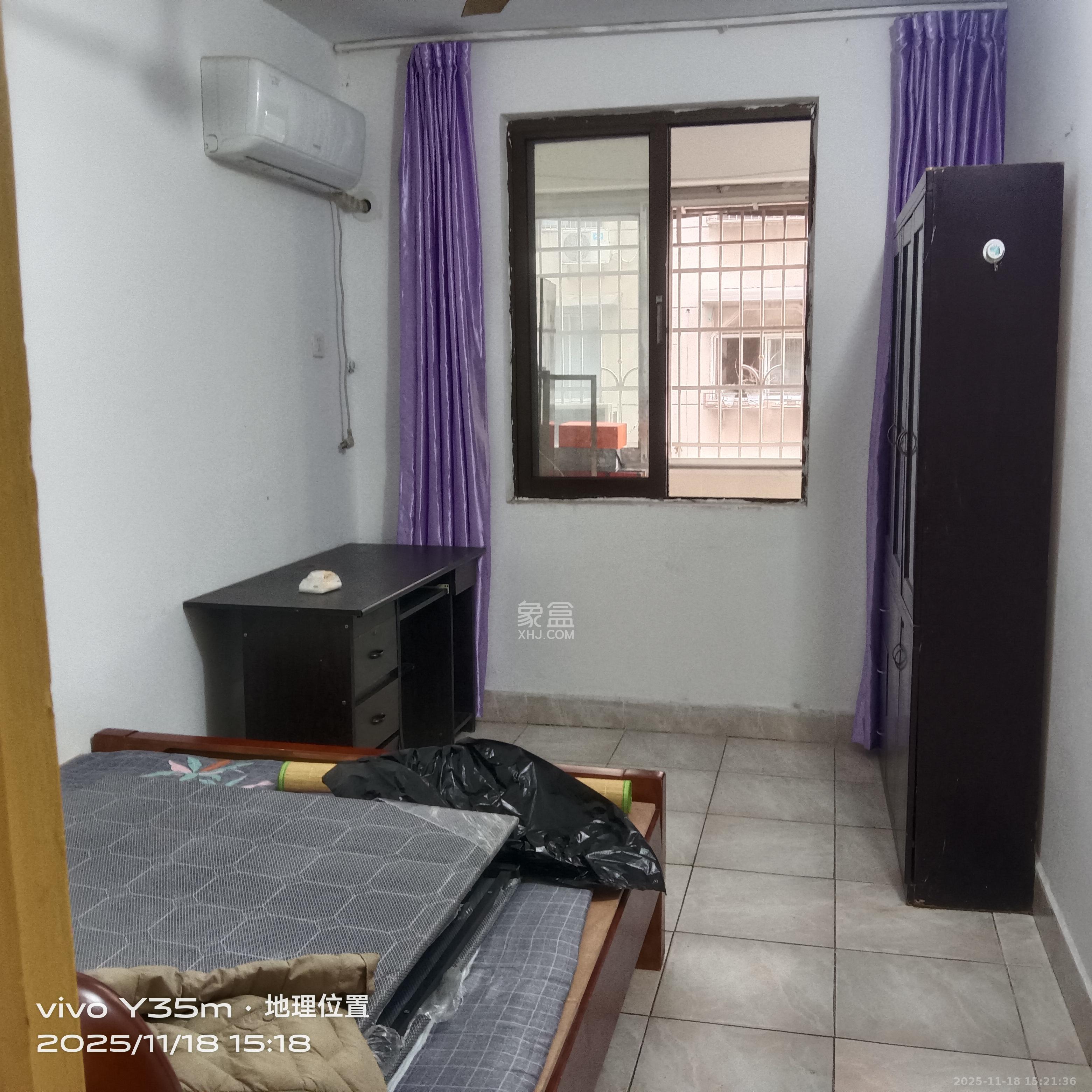 便河边社区  3室2厅1卫    2400.0元/月室内图