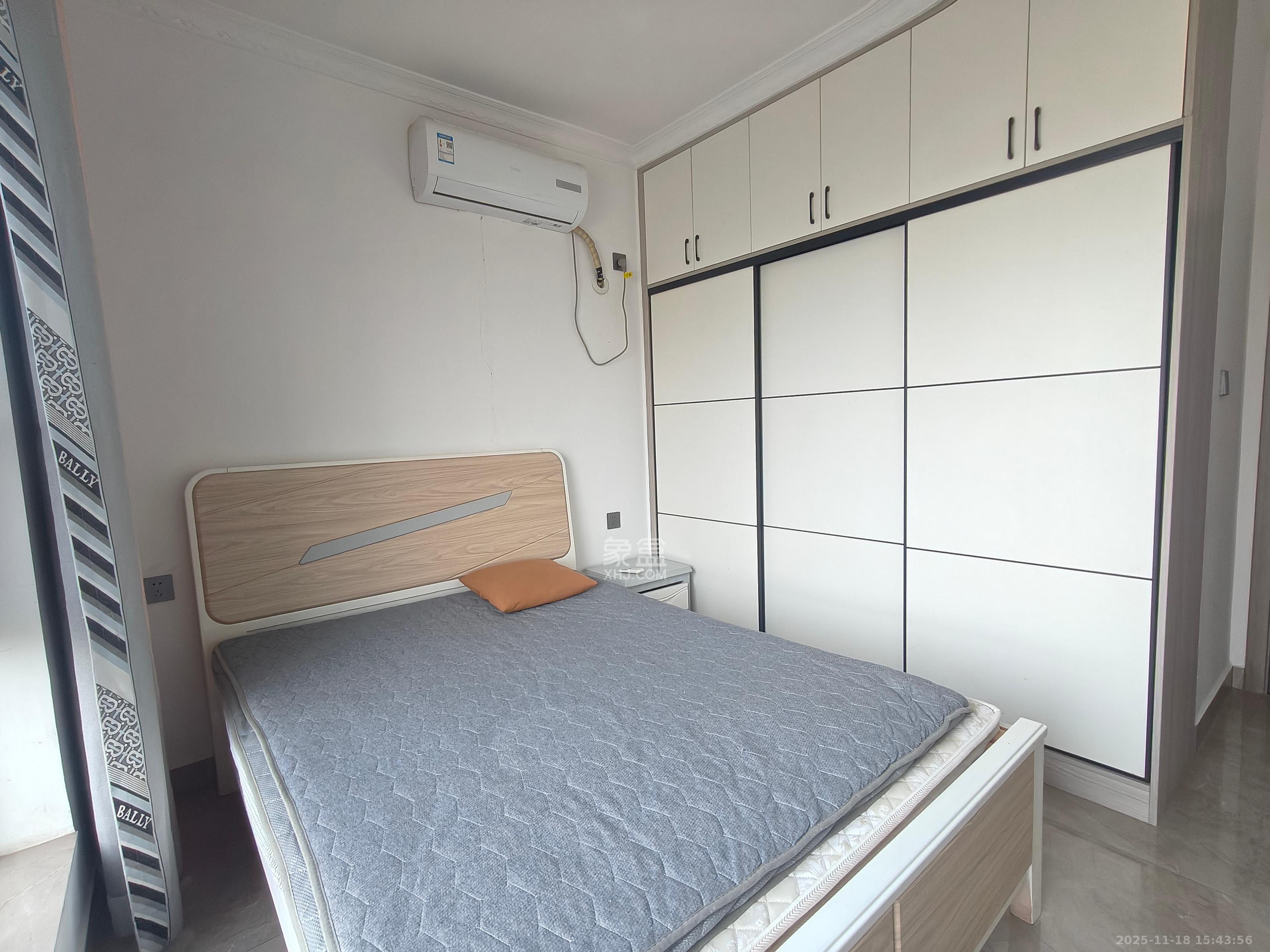 和庄  3室2厅2卫    2800.0元/月室内图