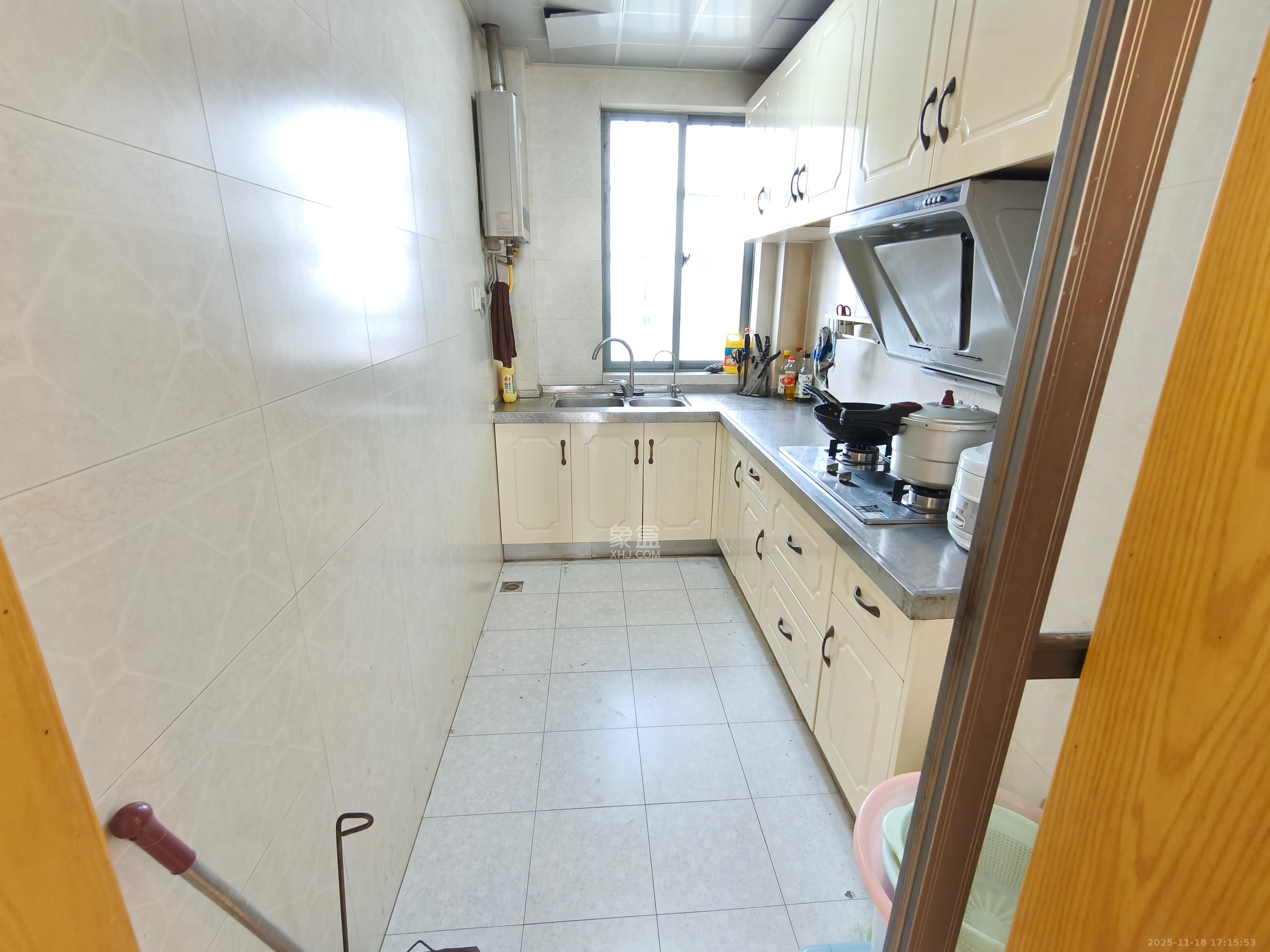 雄新水印廊桥（雄新华府）  2室2厅1卫    1600.0元/月室内图