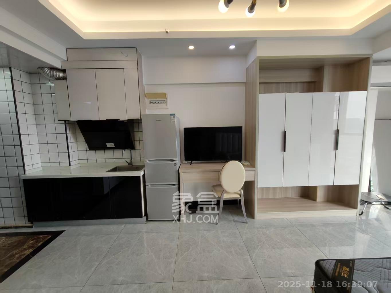 中交里城 1室1厅1卫 1700.0元/月 中交里城 1室1厅1卫 1700.0元/月室内图