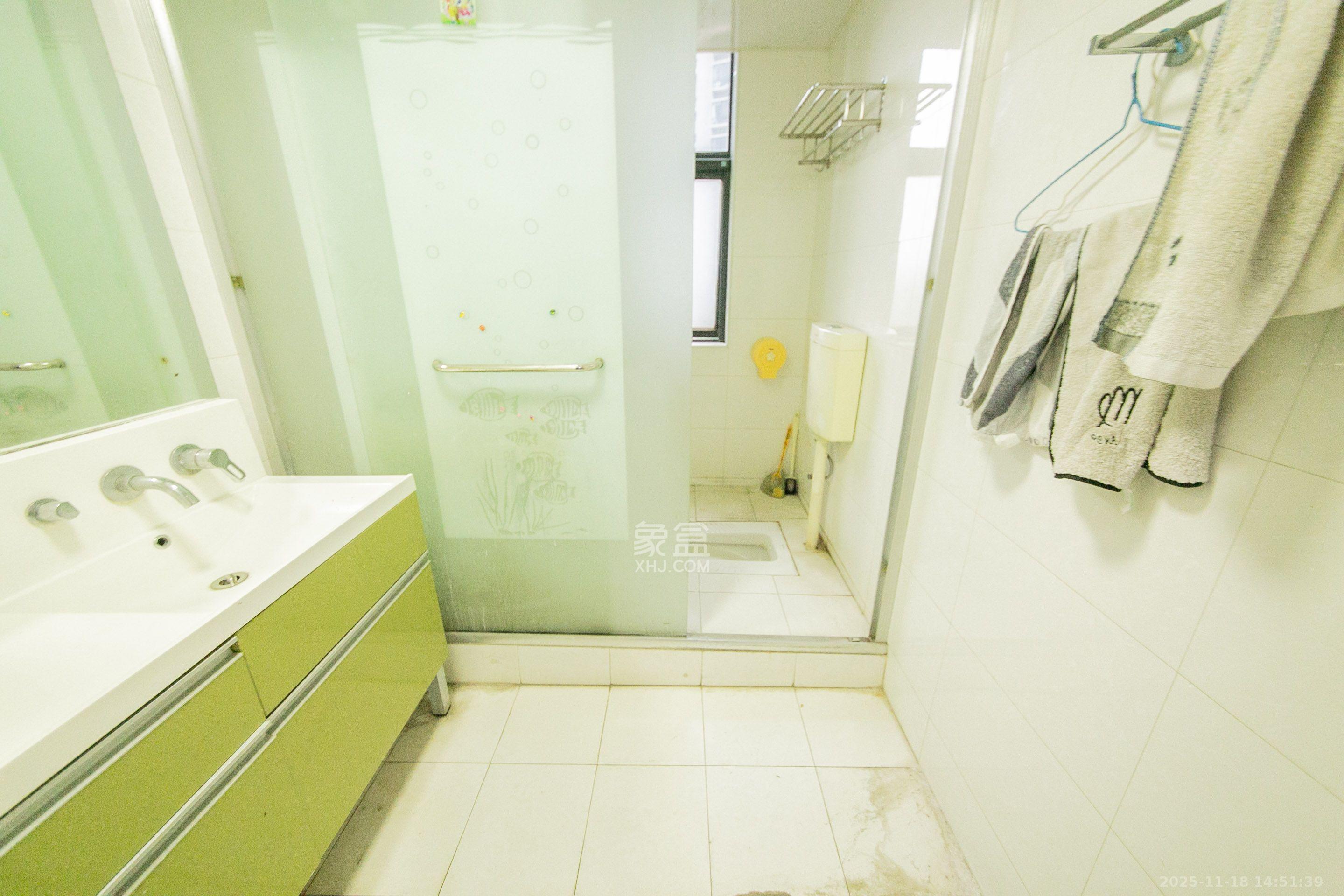 湘江世纪城临江苑  4室2厅2卫    3200.0元/月室内图