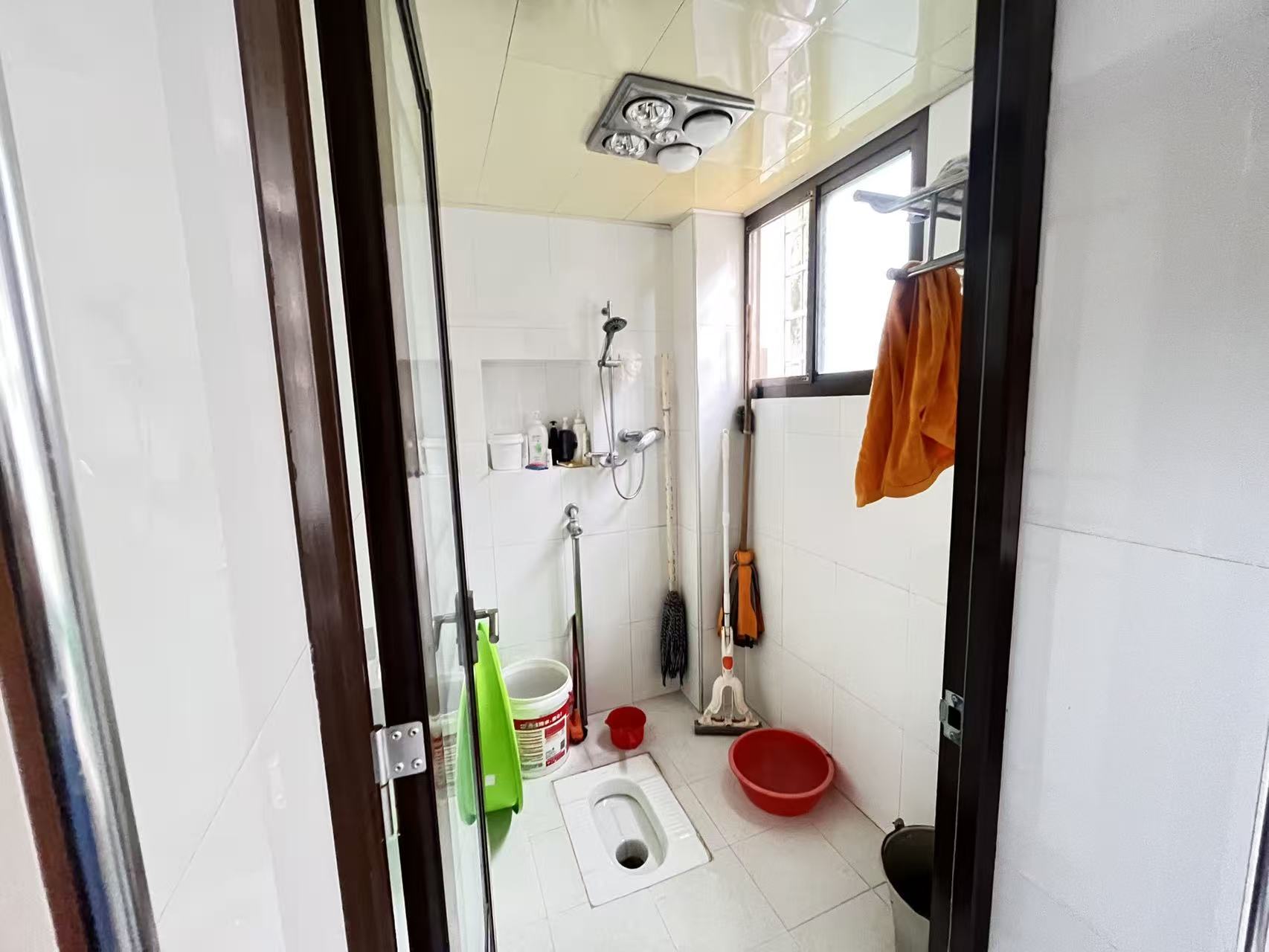 娄底一中教师新村 4室1厅1卫 65.8万 娄底一中教师新村 4室1厅1卫 65.8万客厅